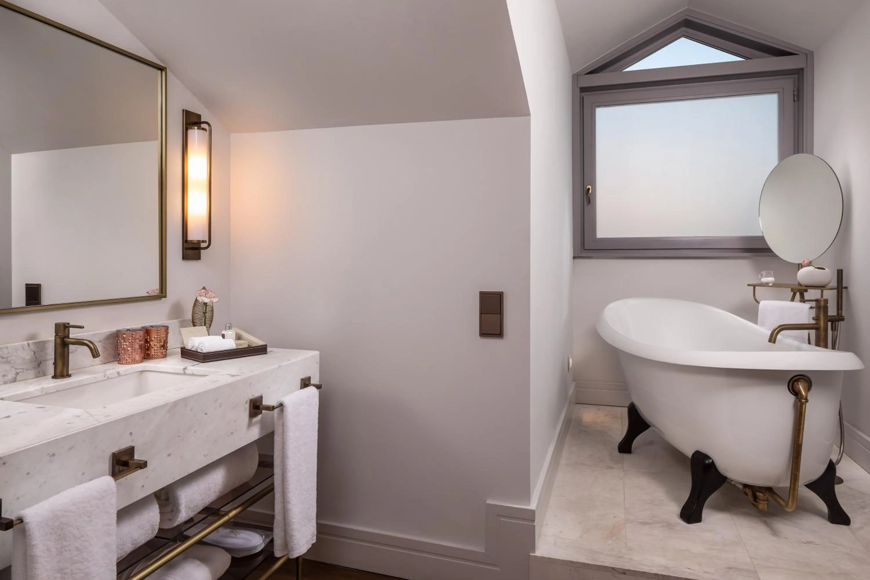 Bathroom in Gran Hotel Inglés - The Leading Hotels of the World