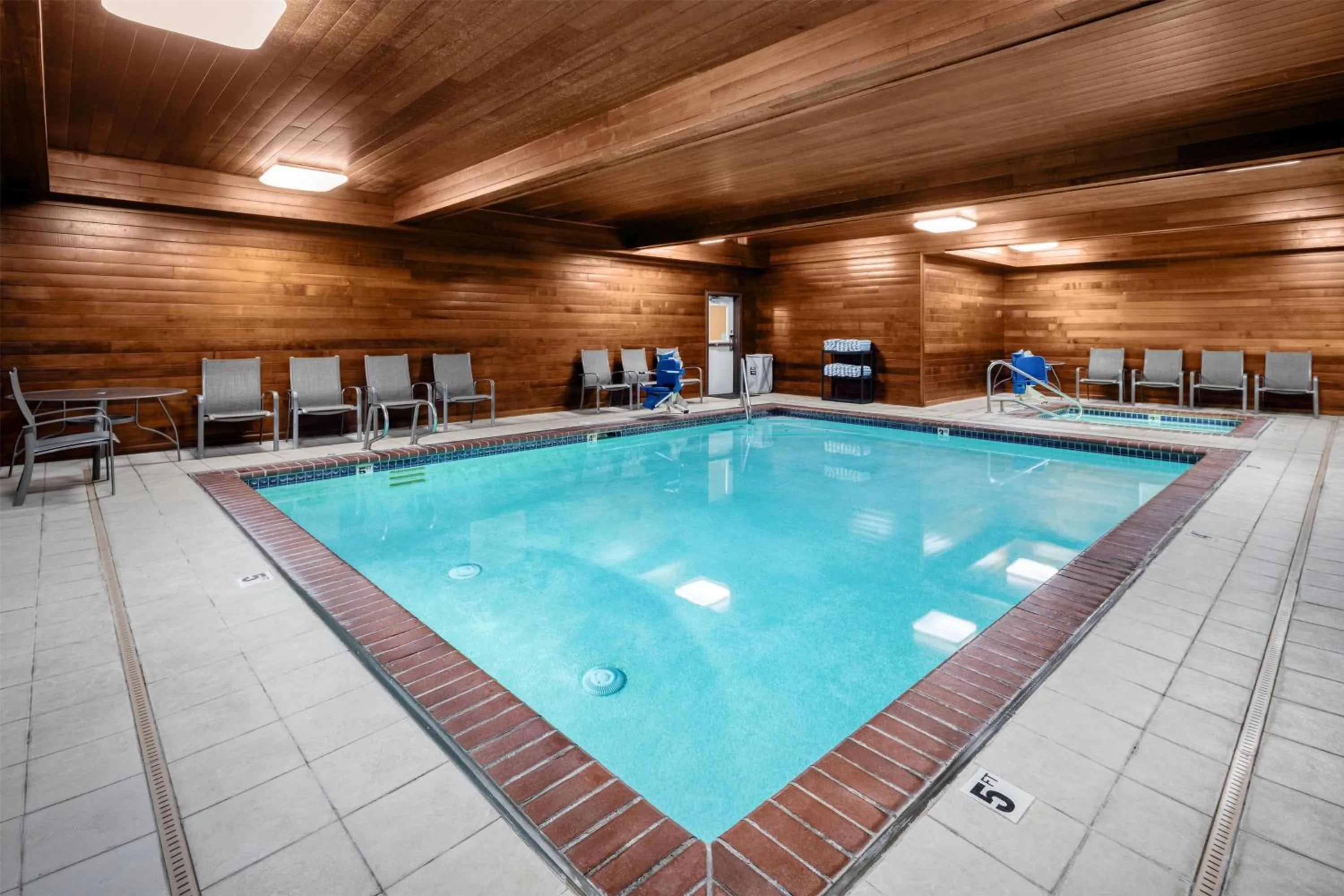 Pool view in Hampton Inn Portland East