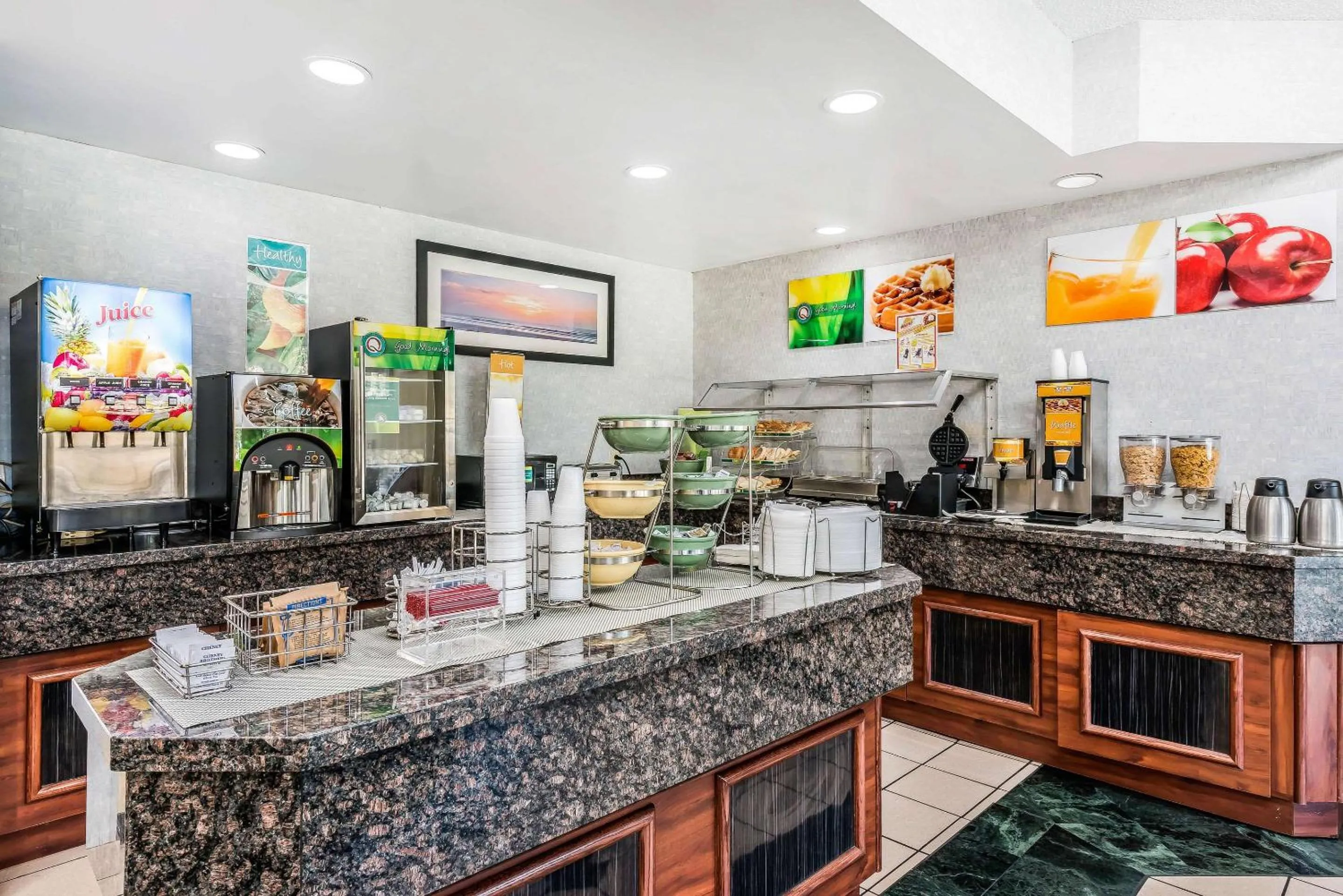 Breakfast in Quality Inn