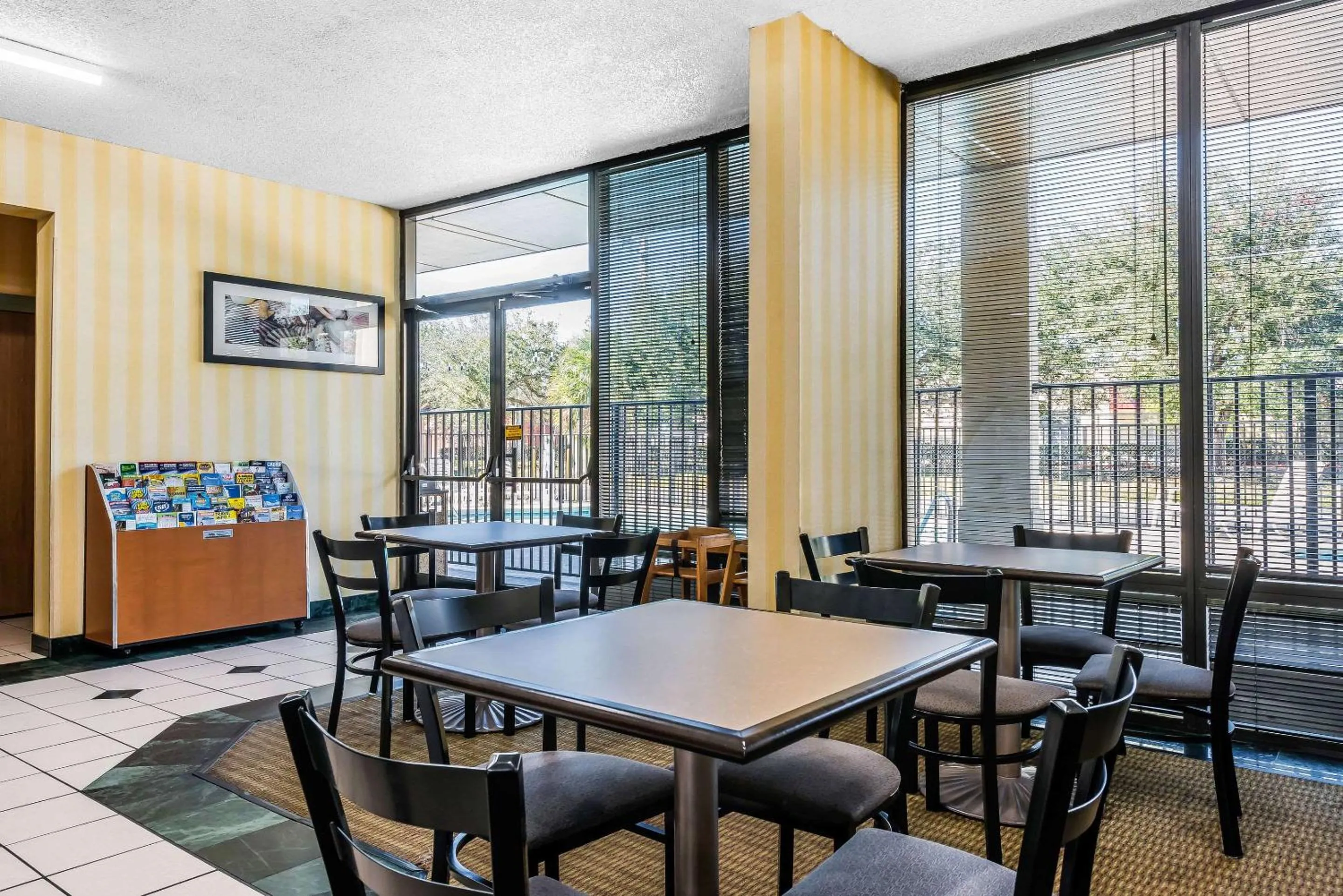 Breakfast in Quality Inn