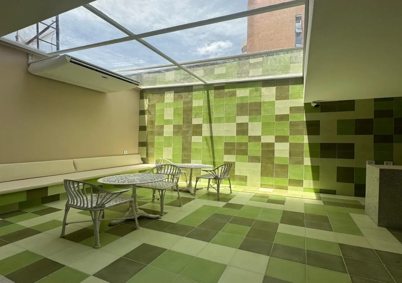 Restaurant/places to eat in Hotel Acalanto