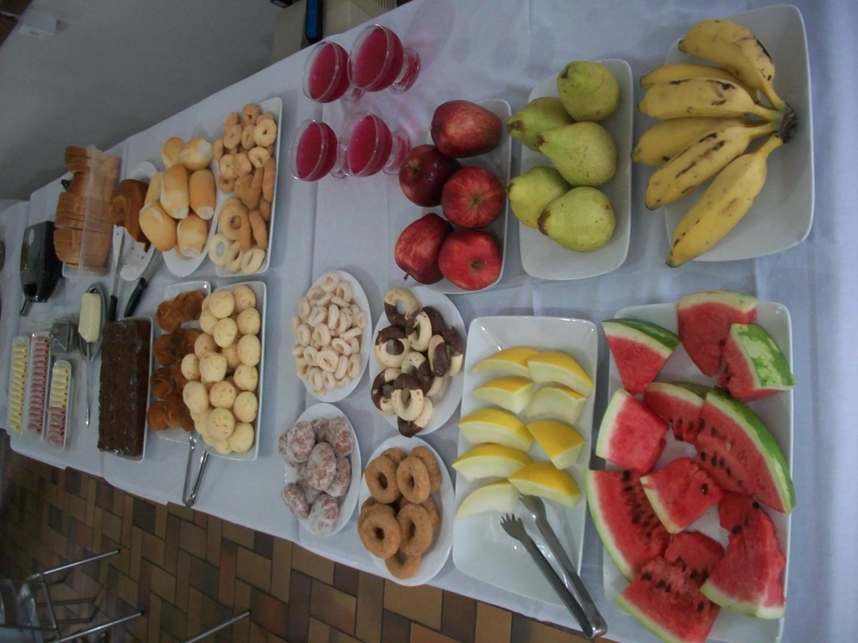 Breakfast in Hotel Vila Mineira