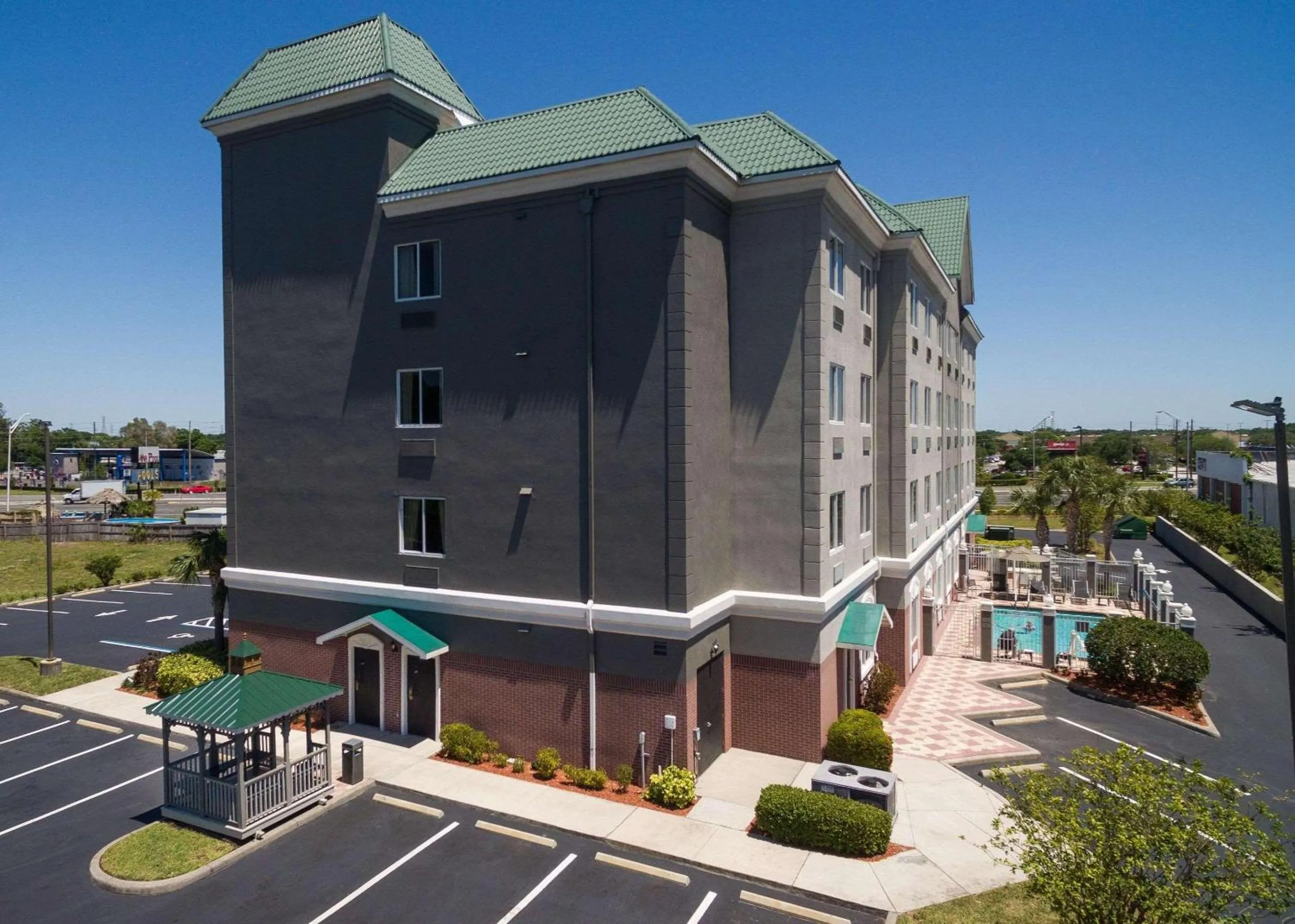 Property building in Country Inn & Suites by Radisson, St Petersburg - Clearwater, FL