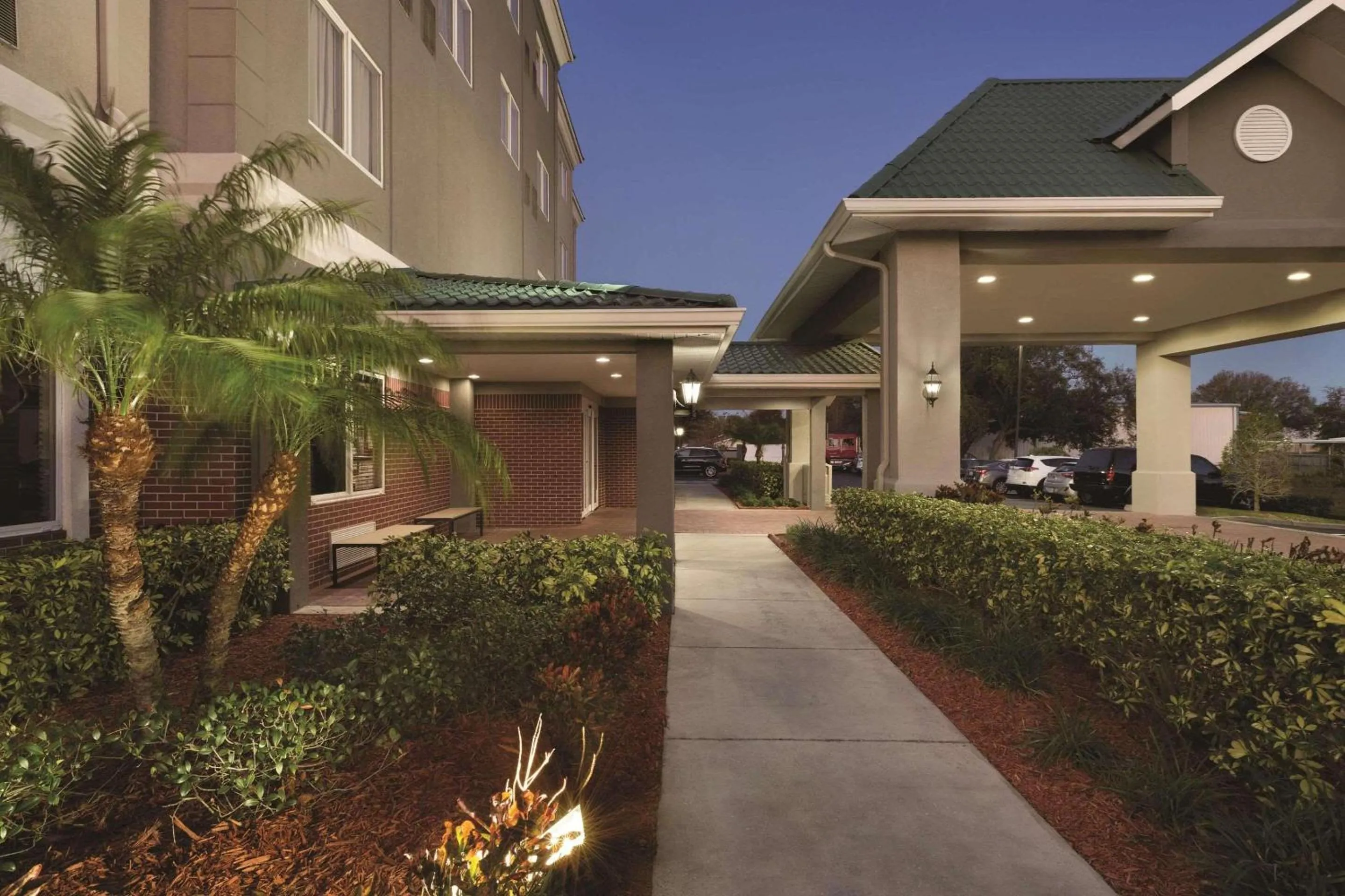 Property building in Country Inn & Suites by Radisson, St Petersburg - Clearwater, FL