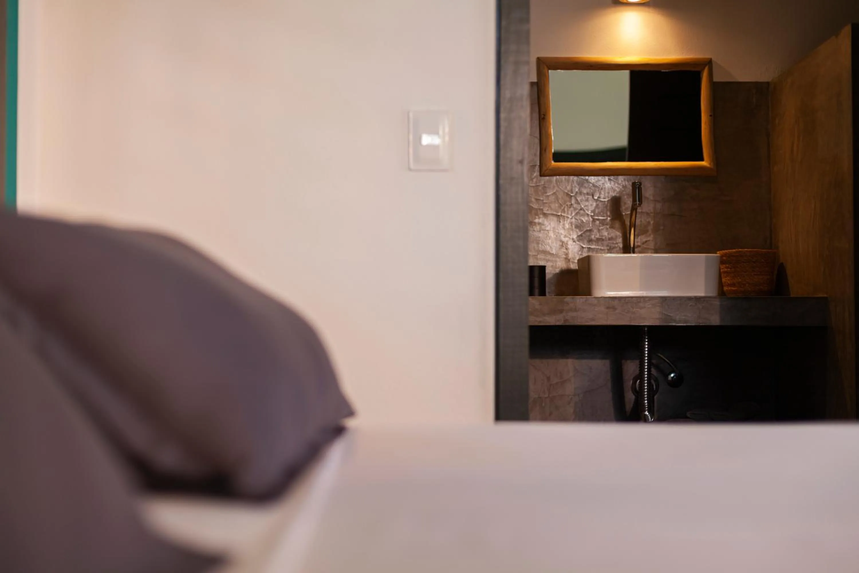 Bathroom, Bed in Hotel VilaVeraTheresa