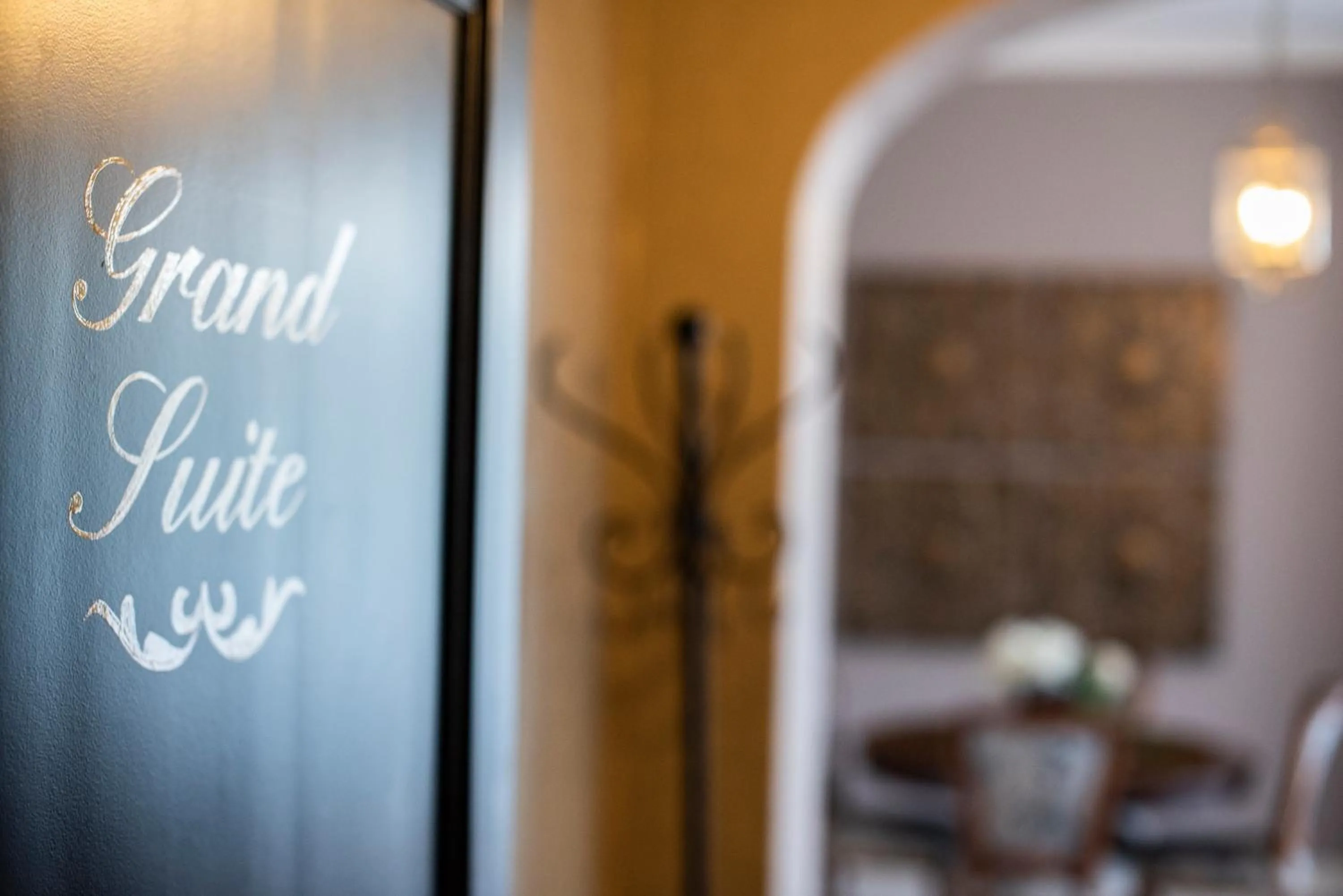 Property logo or sign in Berida Hotel