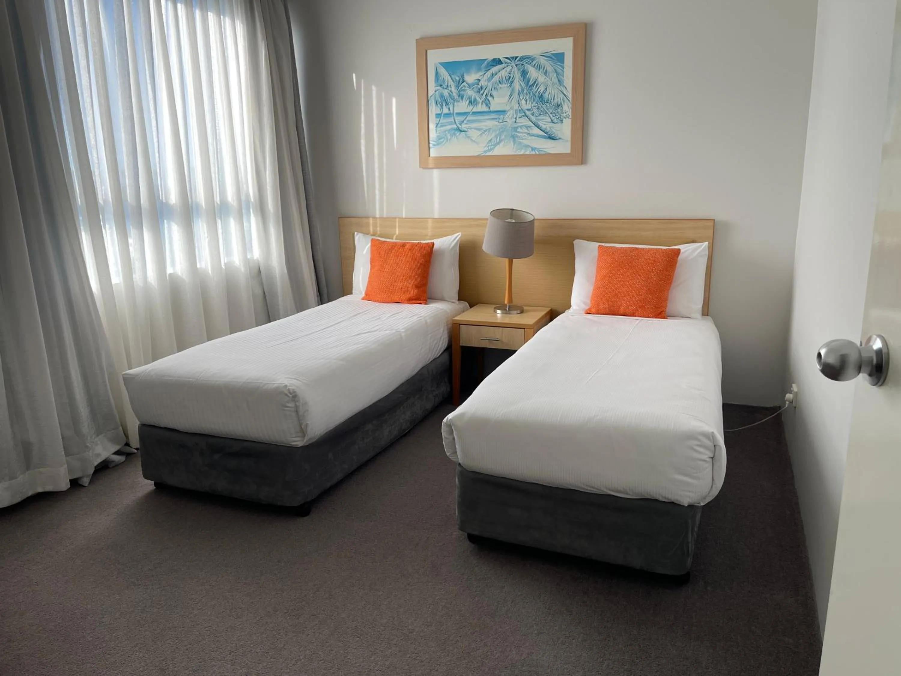 Boathouse Resort (Water Front)