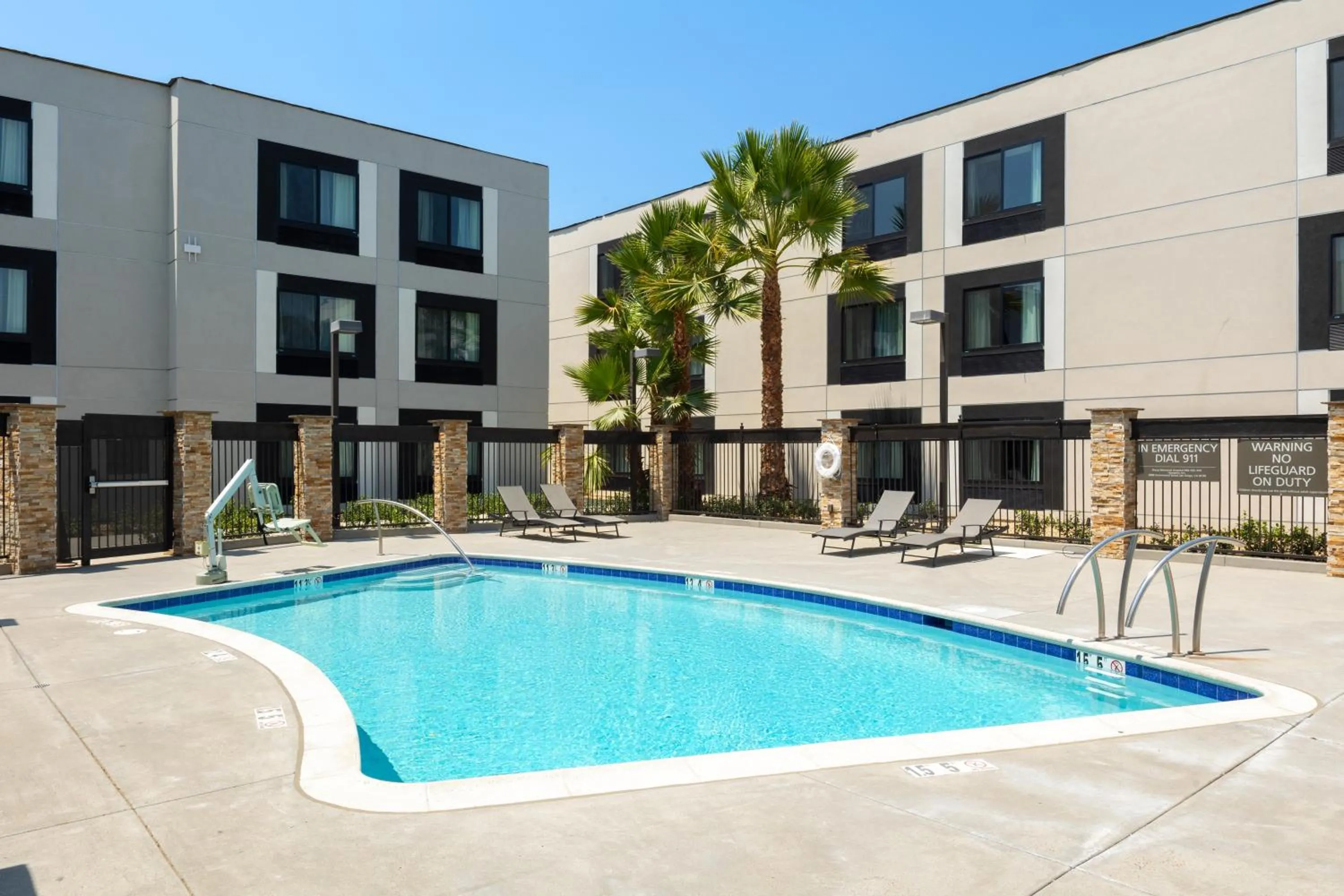  in Hampton Inn & Suites by Hilton San Diego SeaWorld
