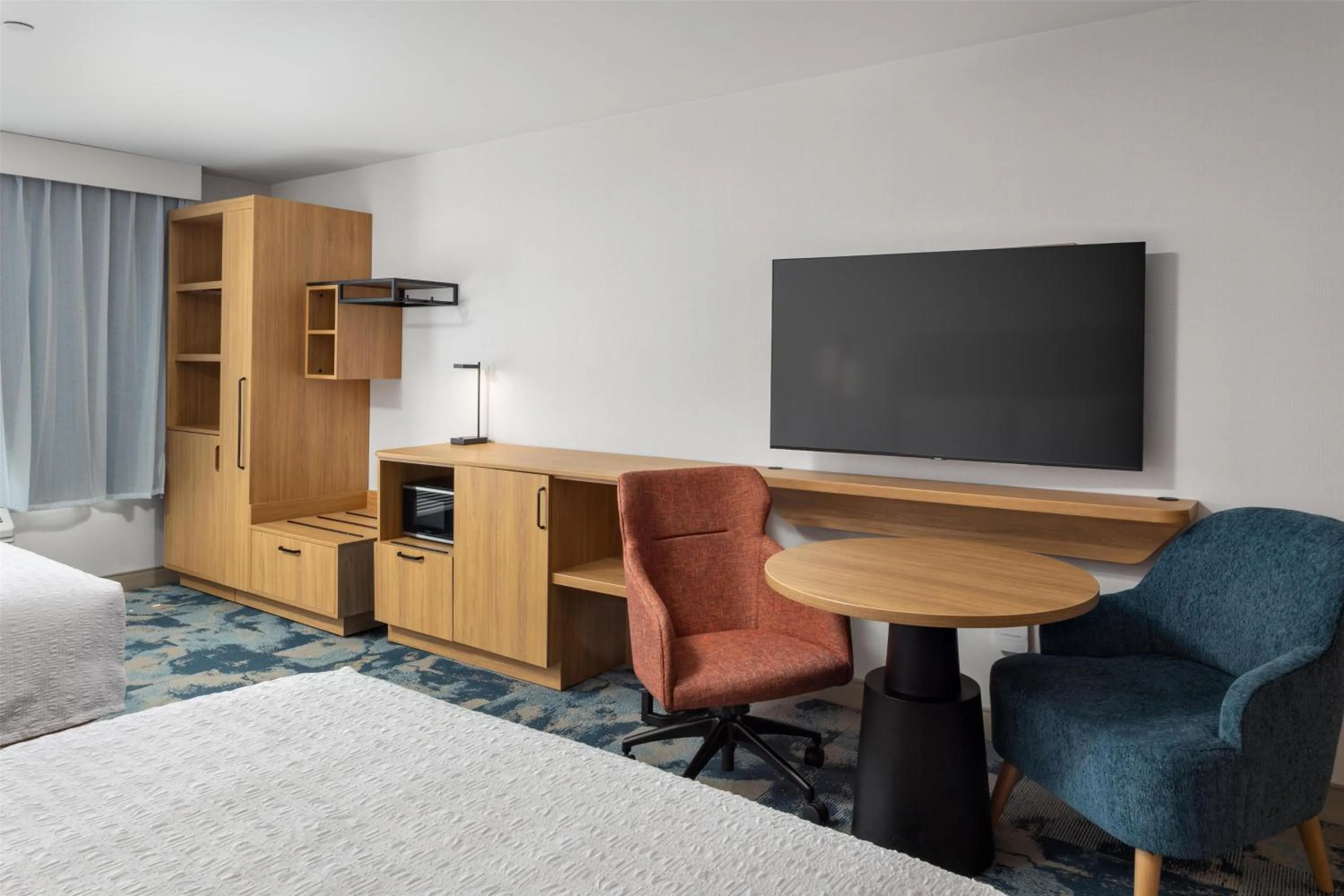 Bed in Hampton Inn & Suites by Hilton San Diego SeaWorld