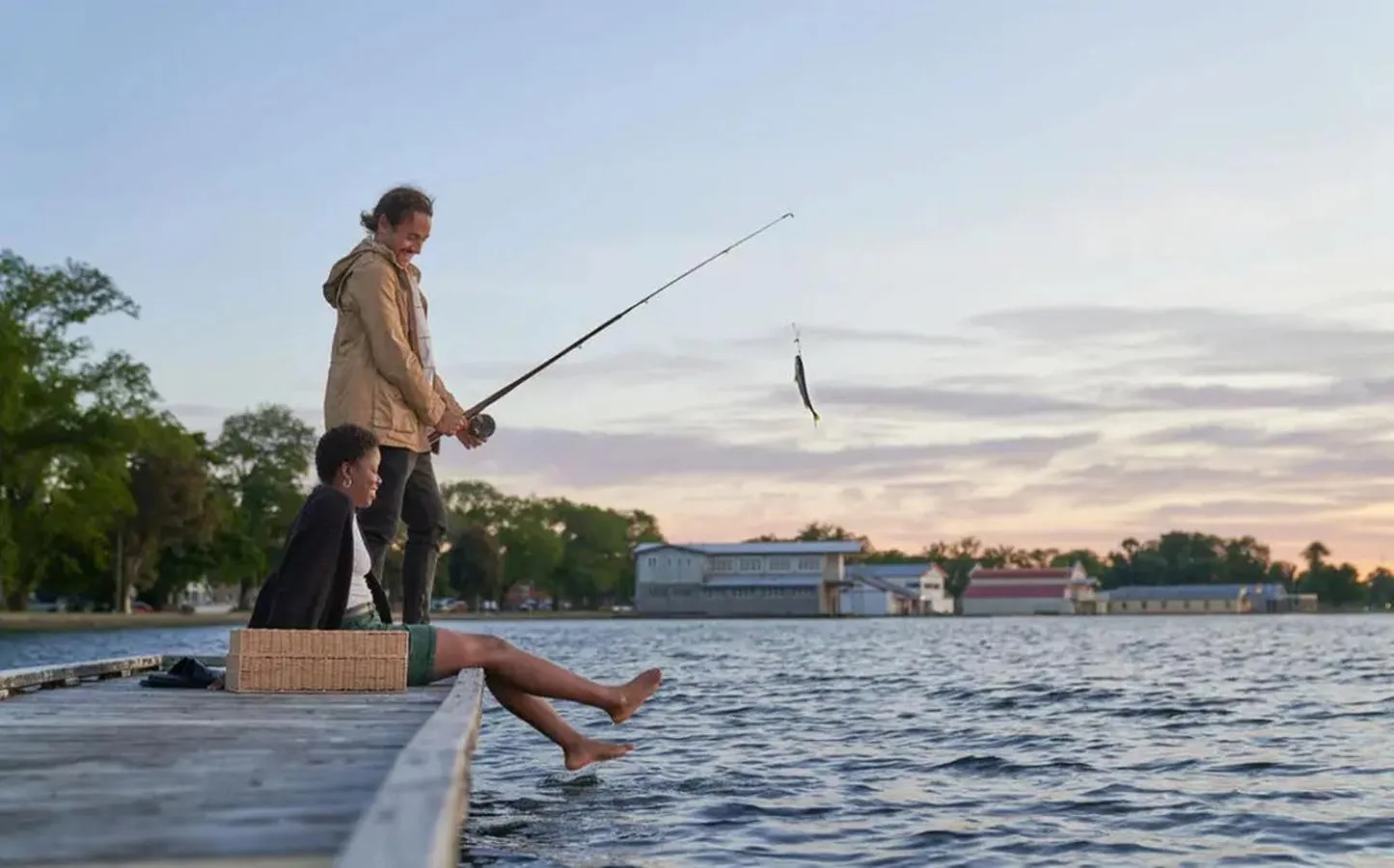 Fishing in Lake Inn - Ballarat
