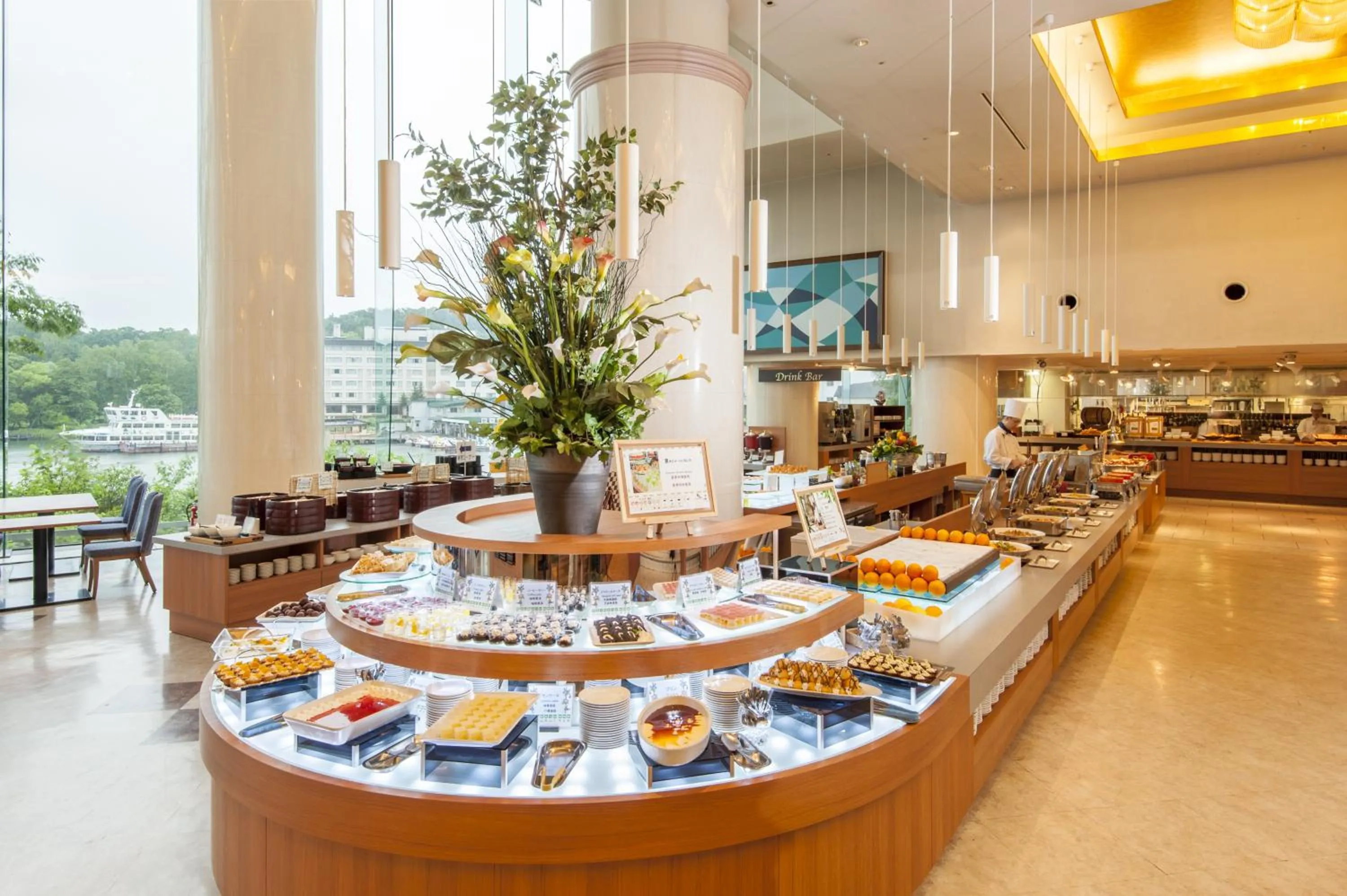 Food in New Akan Hotel