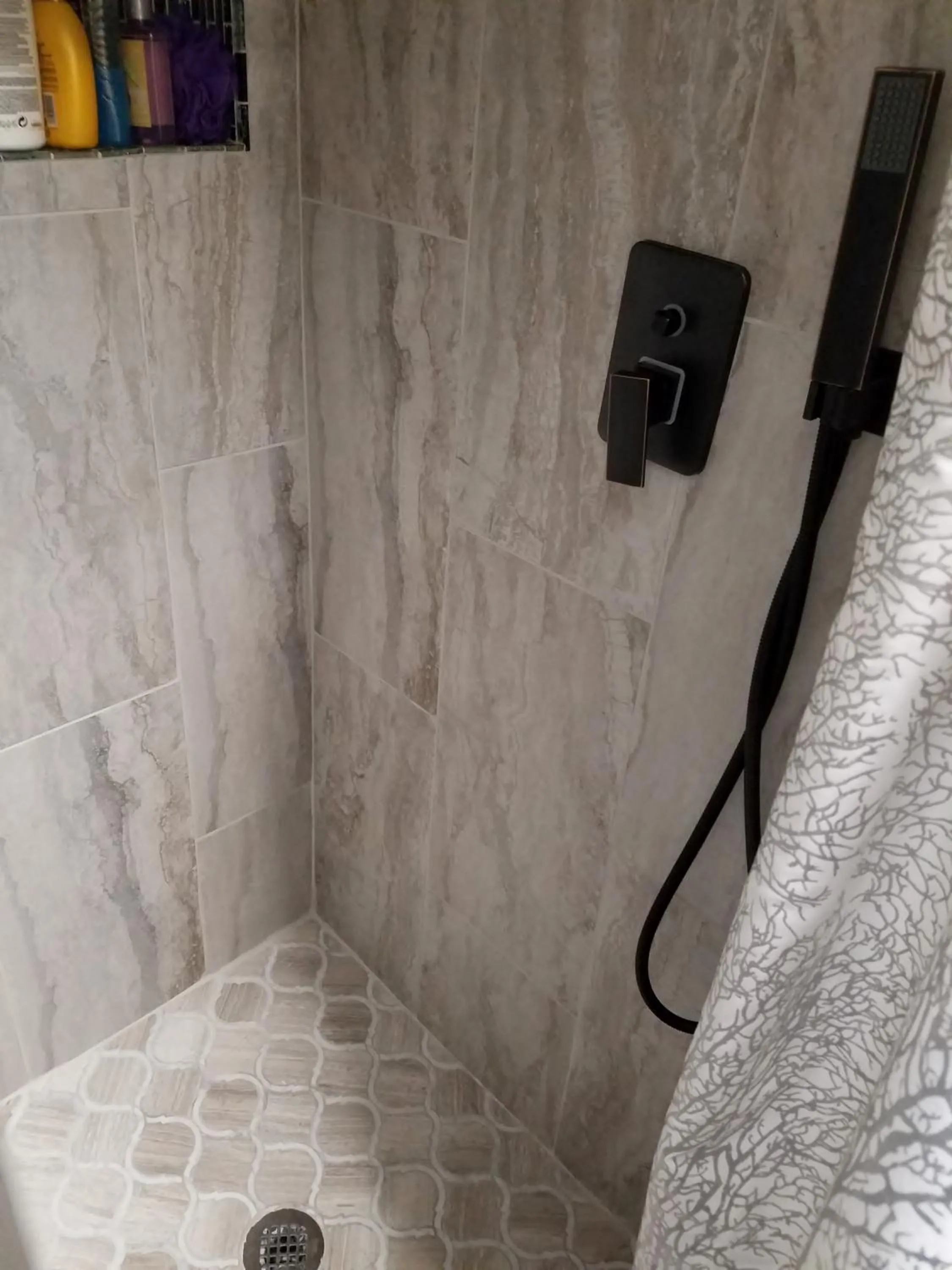 Shower in Hampton House