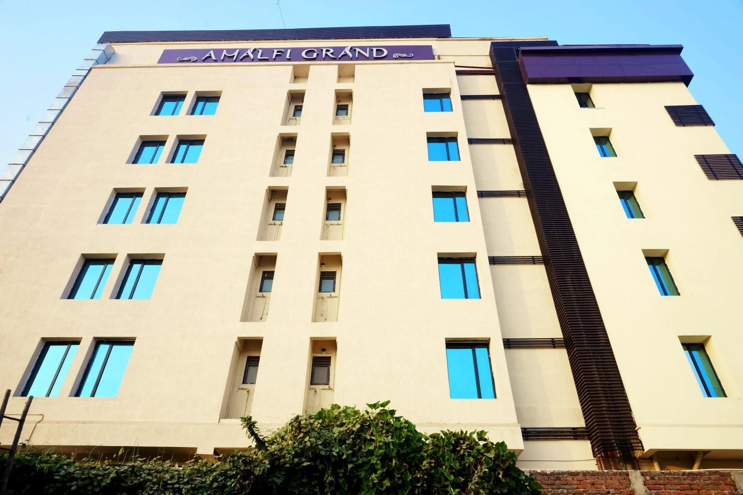 Property building in Amalfi Grand