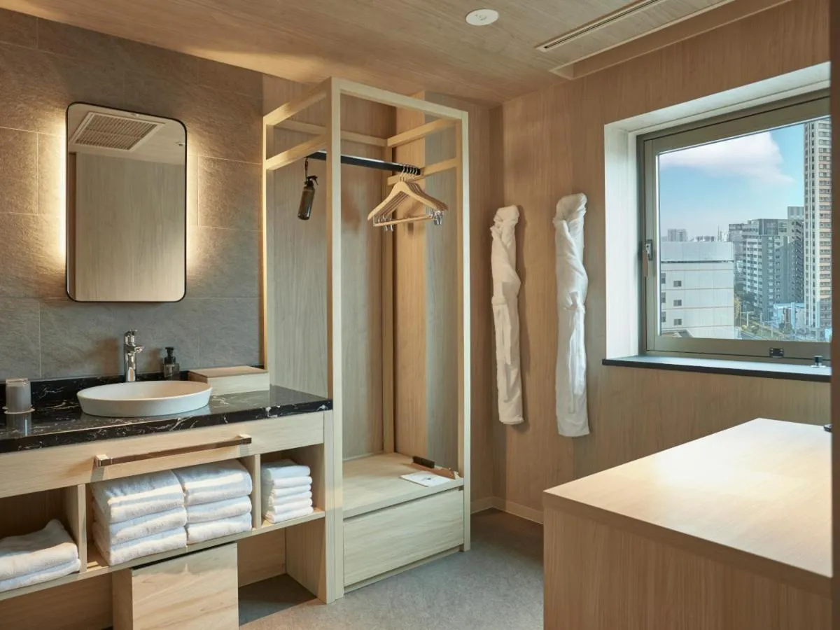 Bed in One Station Hotel Kumamoto -DLIGHT LIFE & HOTELS-