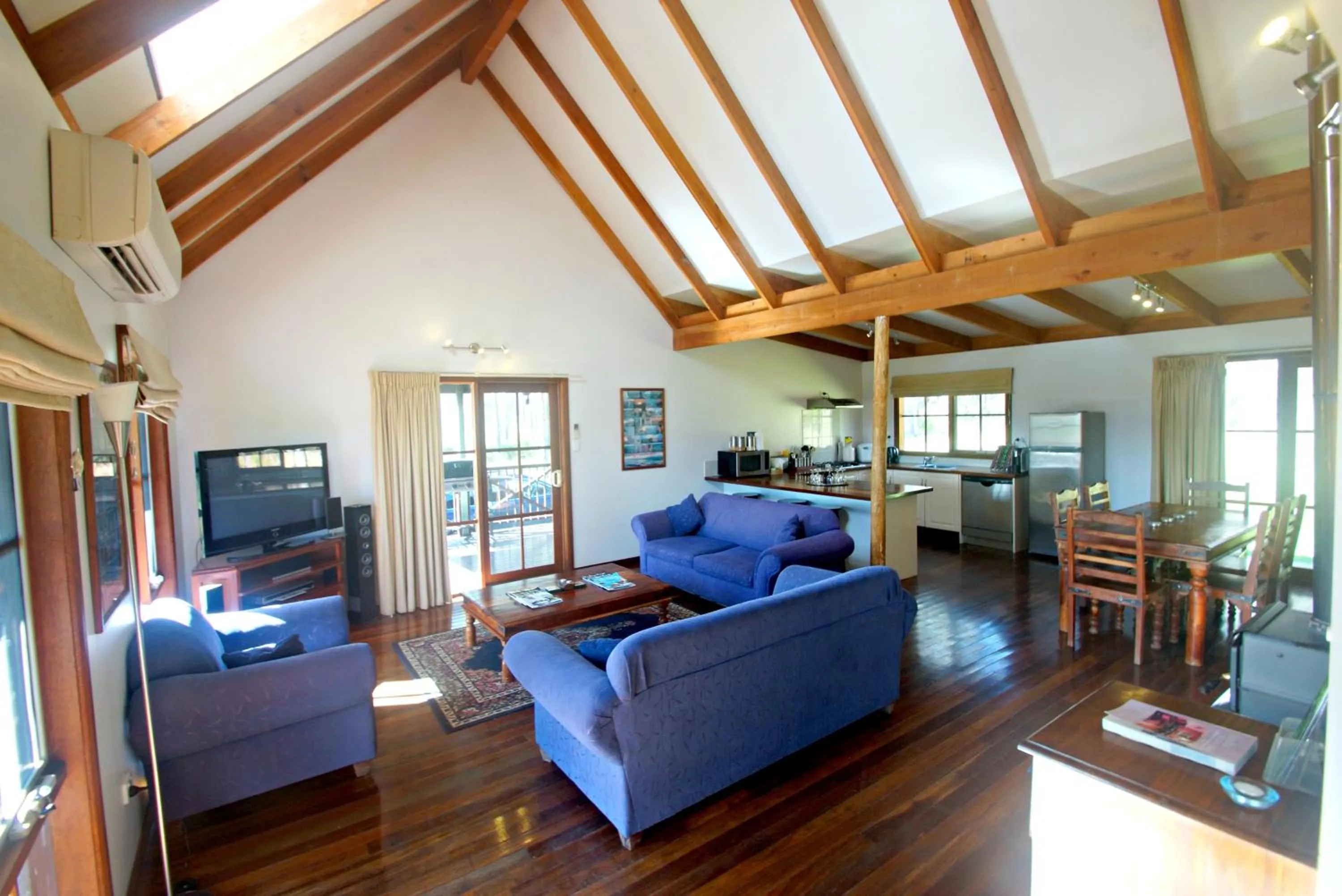 Kitchen or kitchenette in Manzanilla Ridge