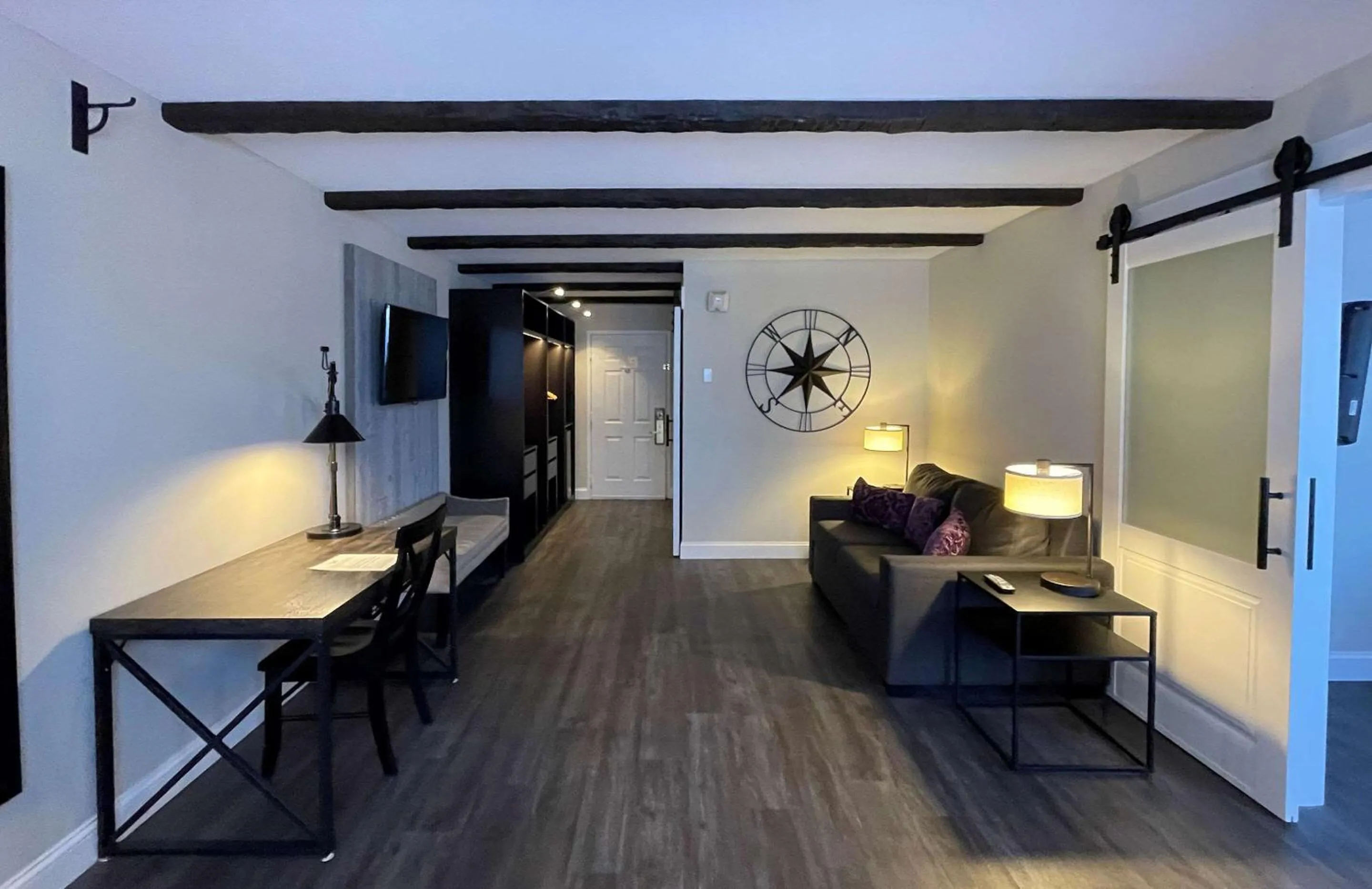 Bedroom in The Century House, an Ascend Collection Hotel