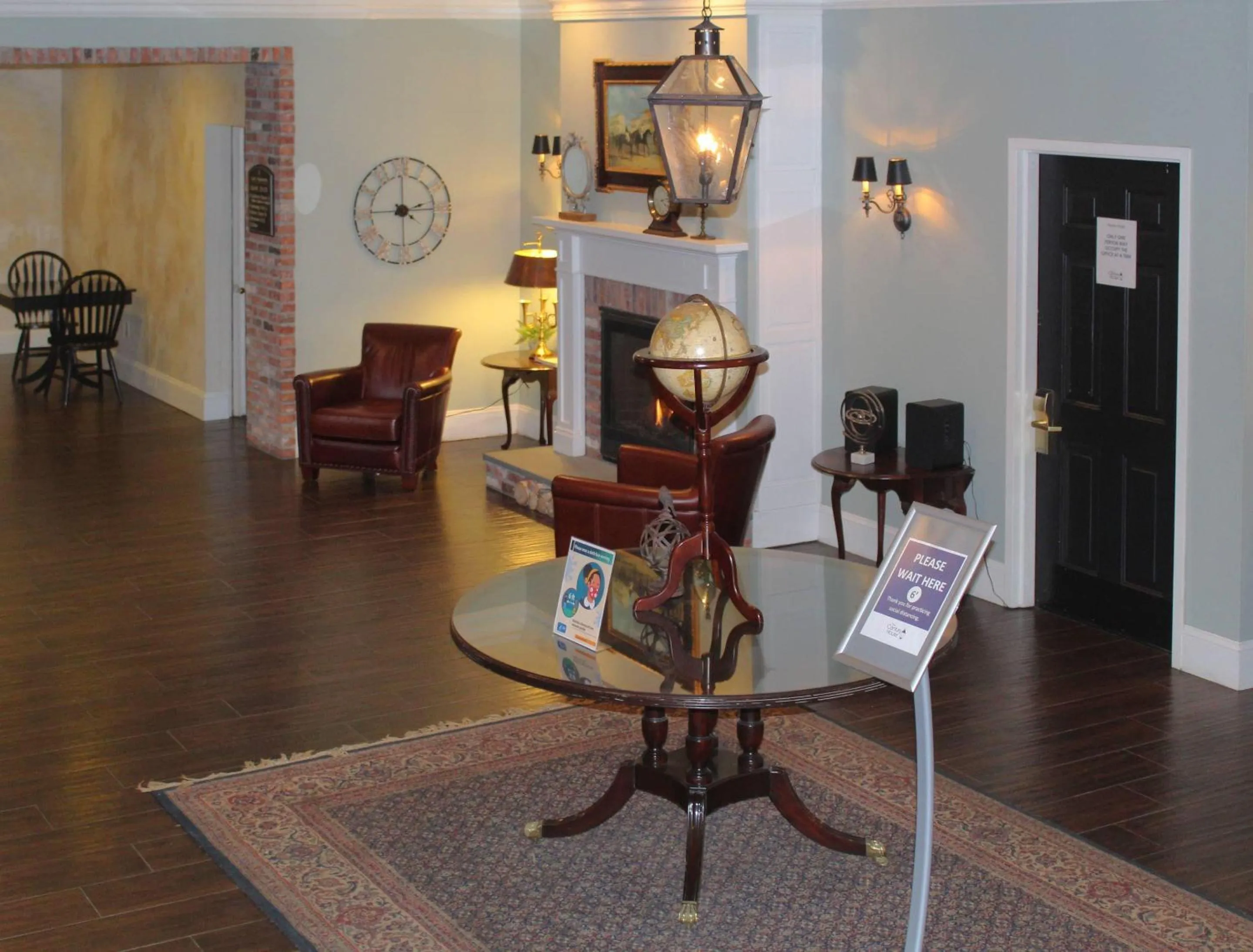 Lobby or reception in The Century House, an Ascend Collection Hotel