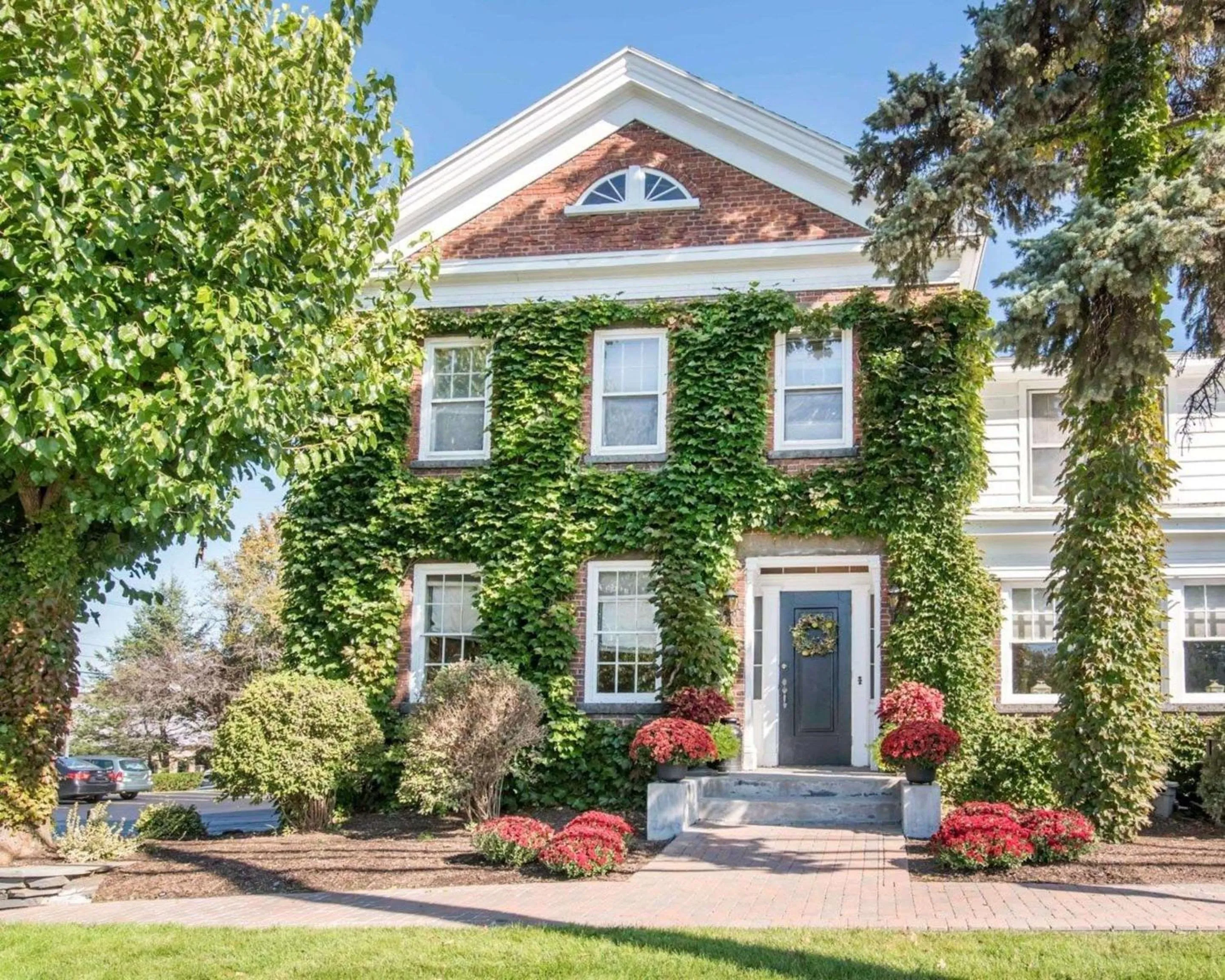 Property building in The Century House, an Ascend Collection Hotel