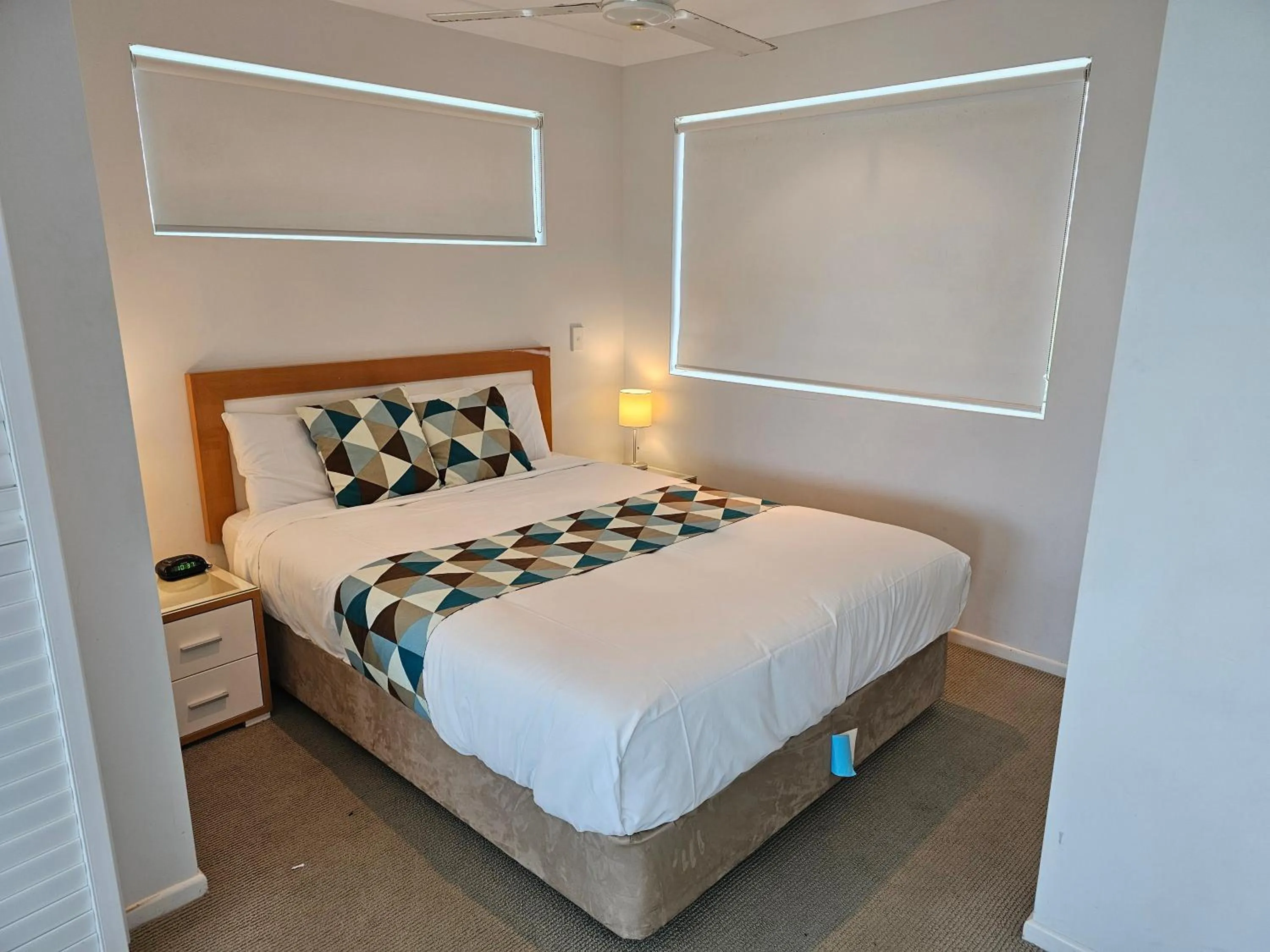Bedroom, Bed in Koola Beach Apartments Bargara