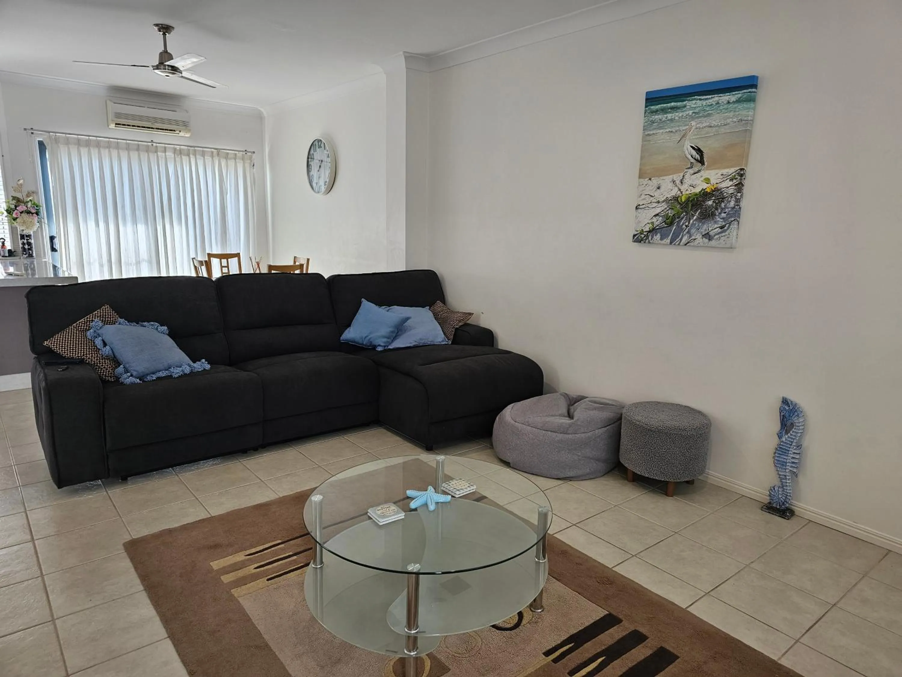 Three-Bedroom Apartment in Koola Beach Apartments Bargara