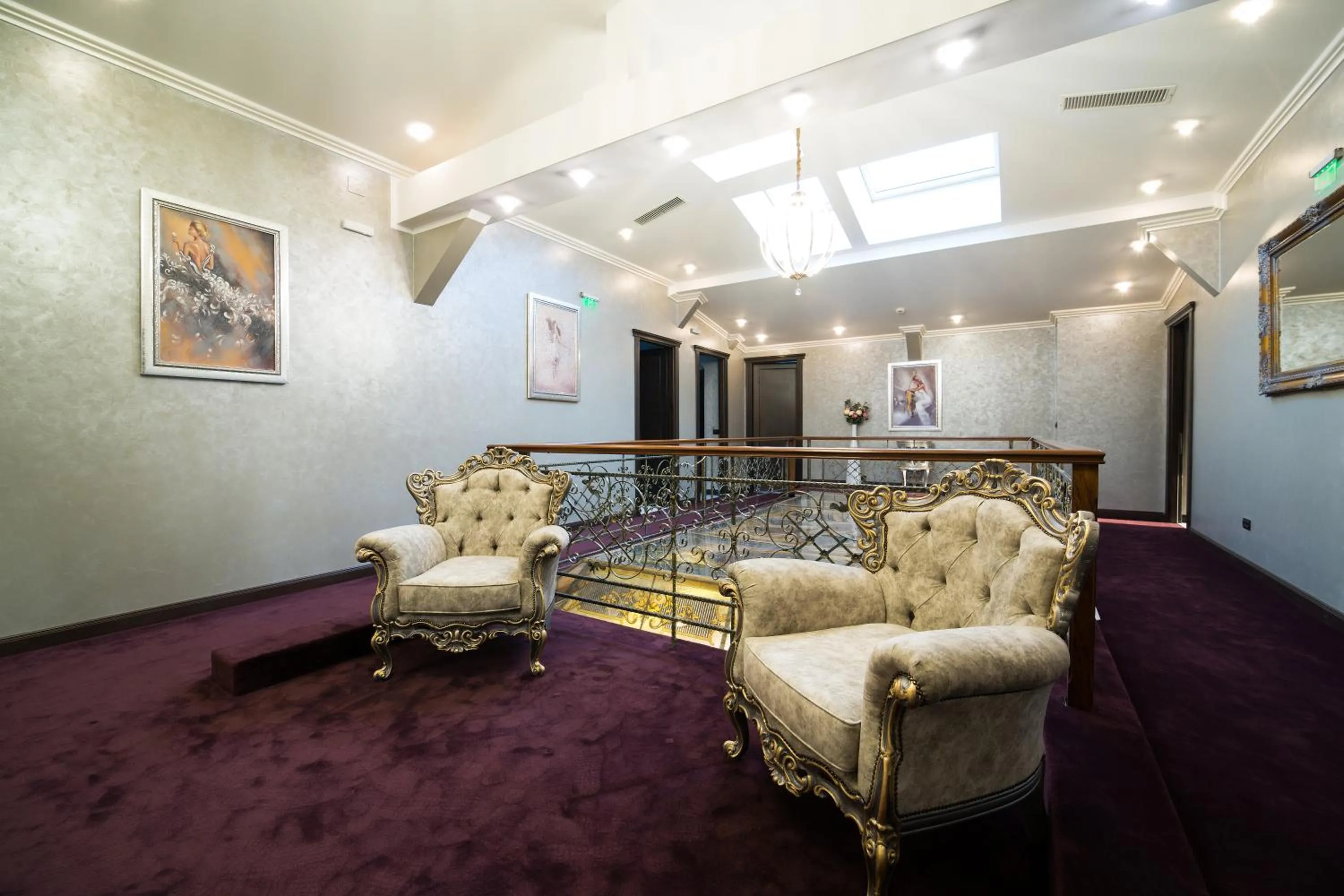 Lobby or reception in Hotel 5 Continents