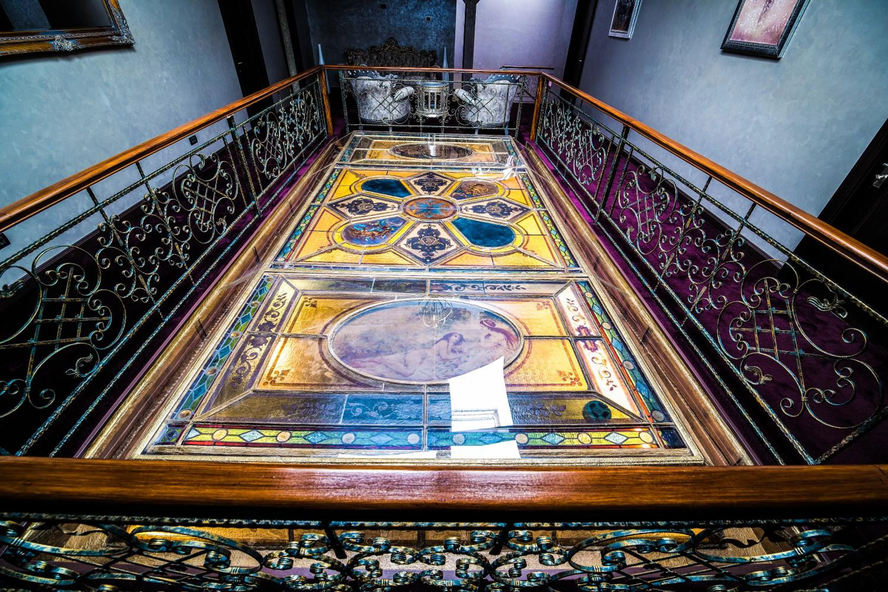 Decorative detail in Hotel 5 Continents