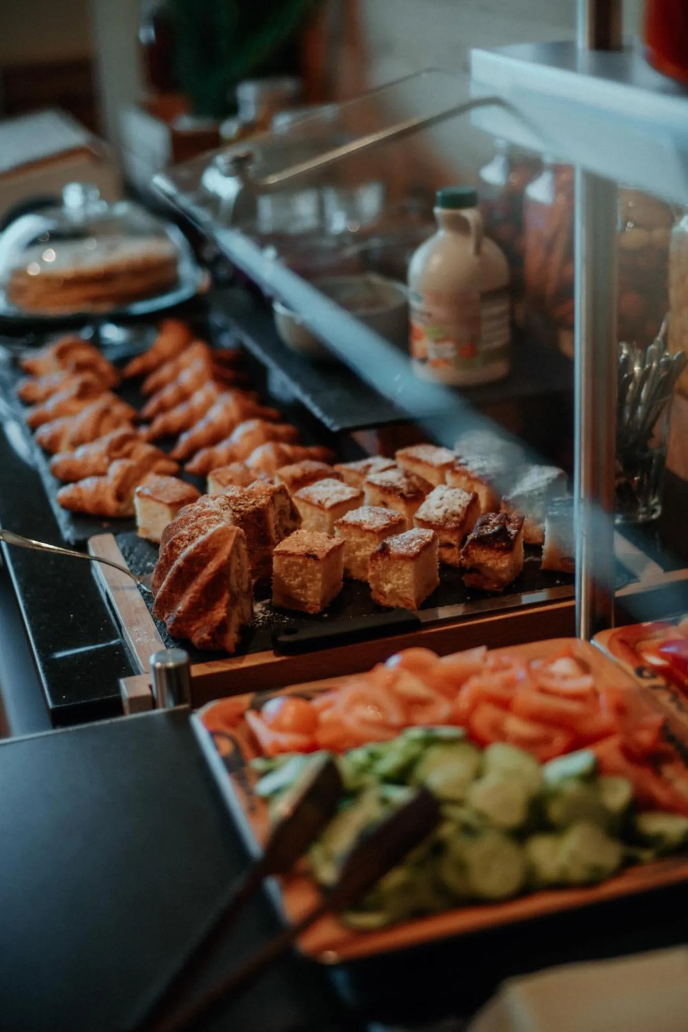 Buffet breakfast in Inselhotel Faakersee