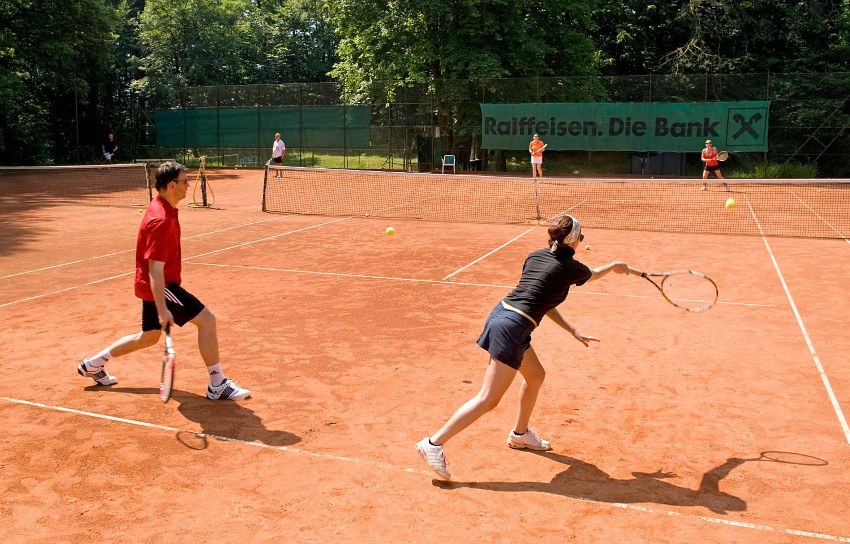 Tennis court in Inselhotel Faakersee