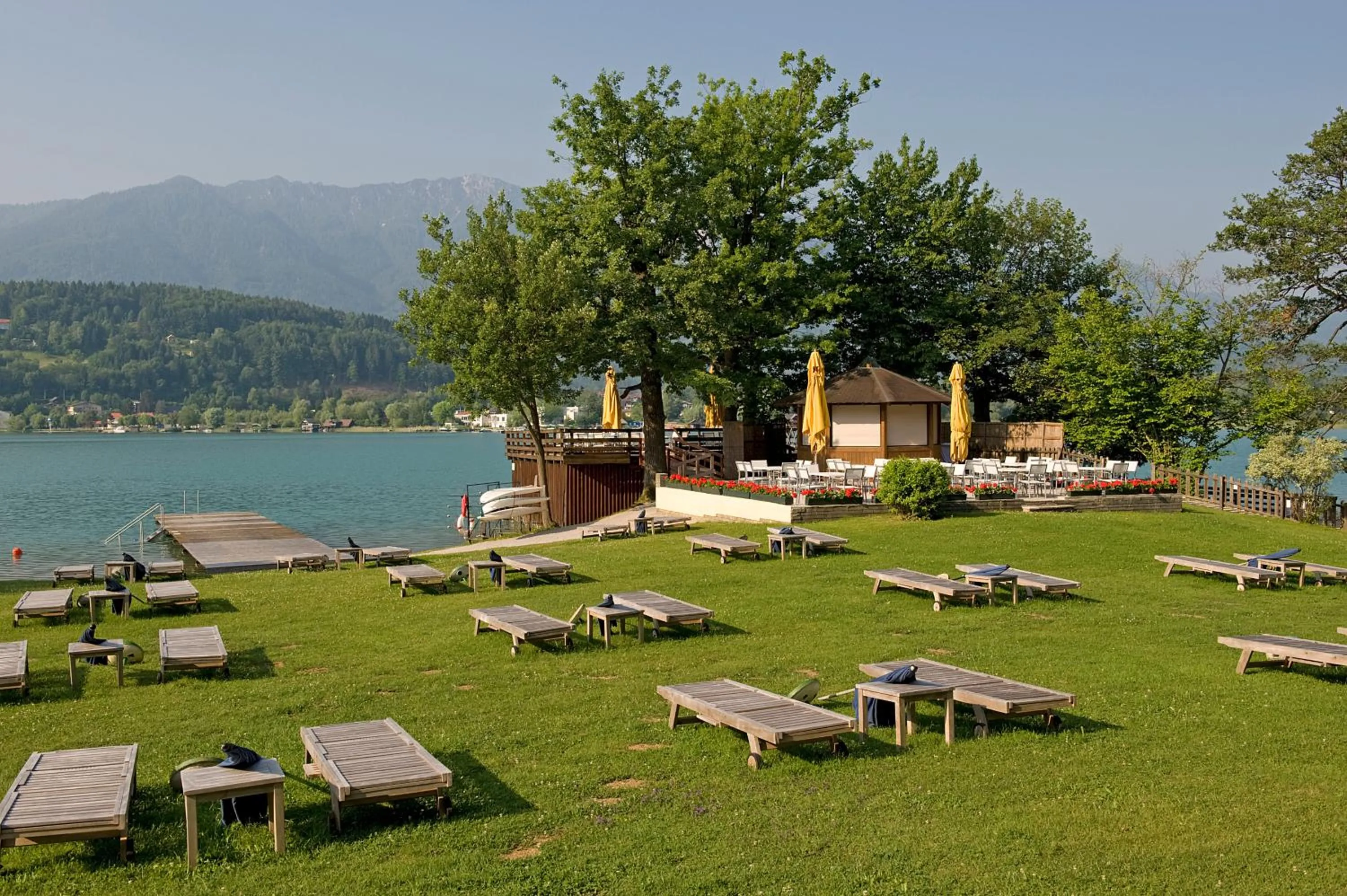 Beach in Inselhotel Faakersee