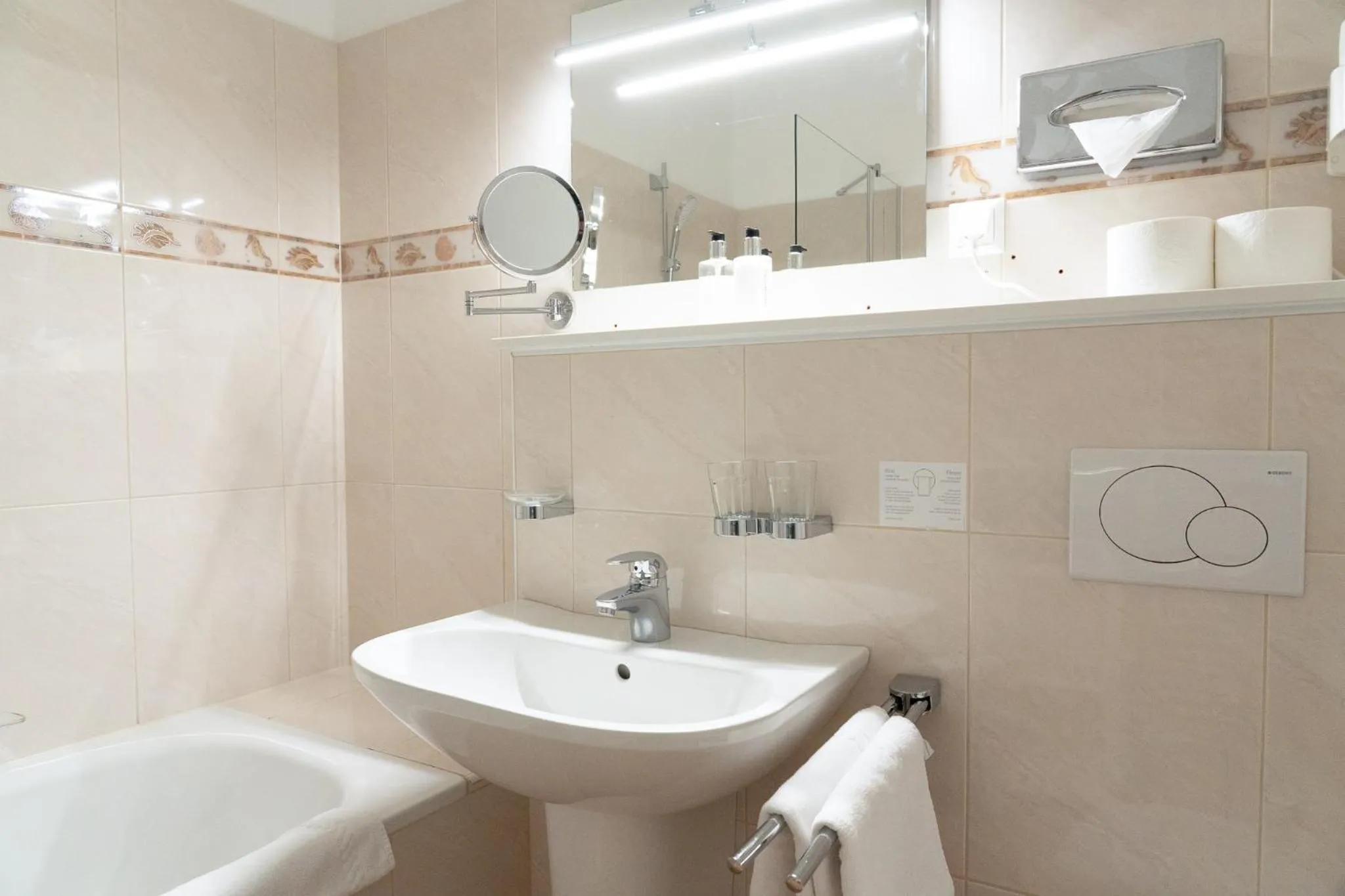 Inselhotel Faakersee