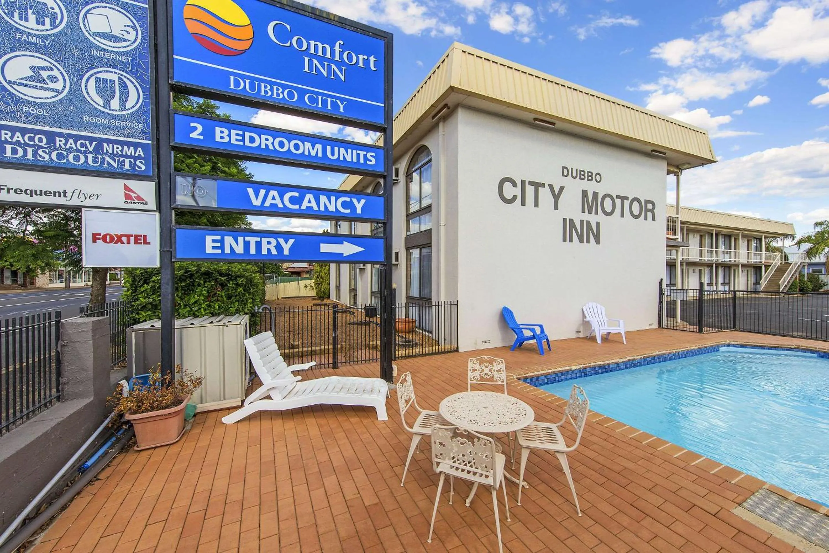 Property building in Comfort Inn Dubbo City