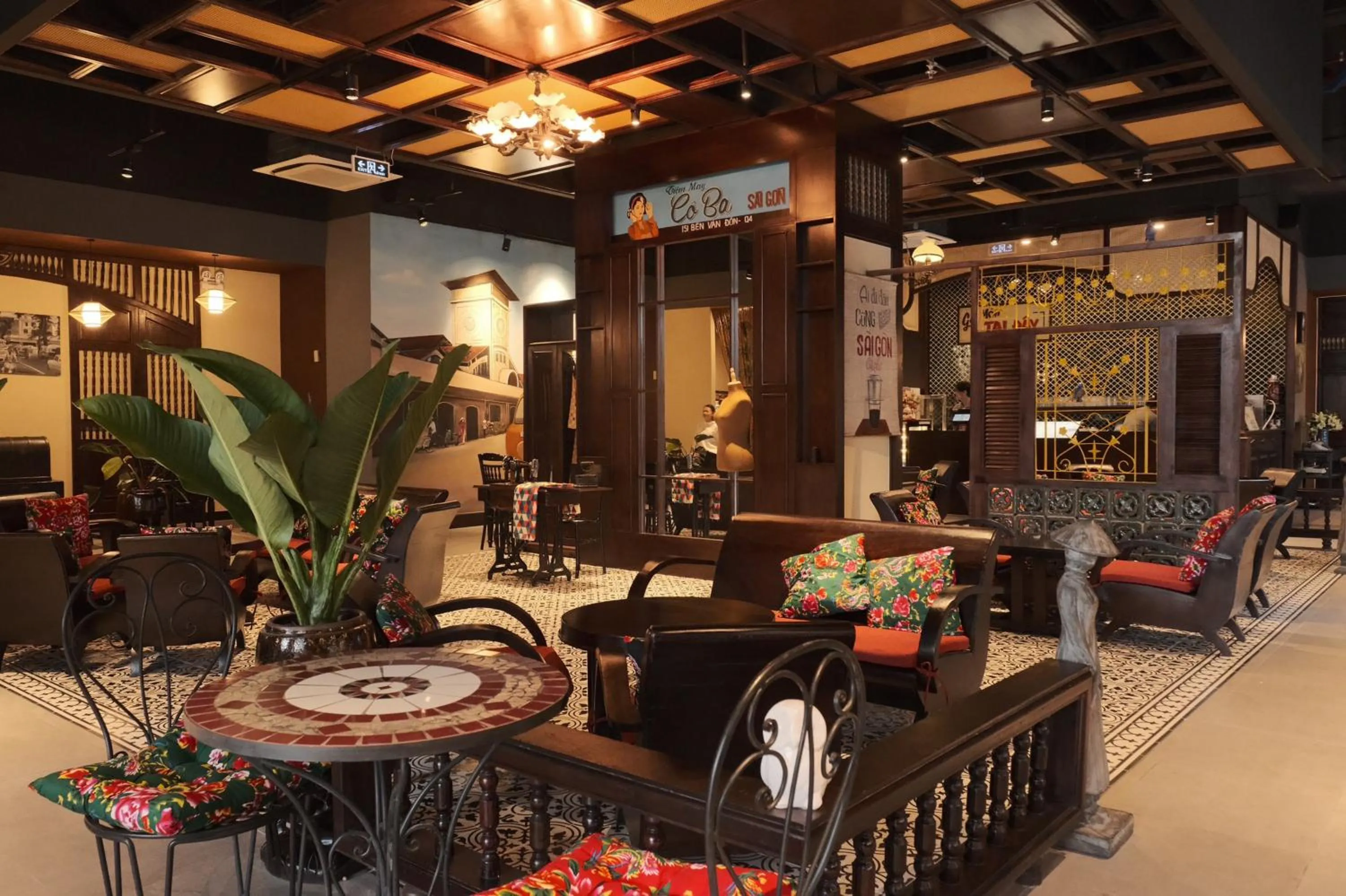 Restaurant/places to eat in Saigon Sirius