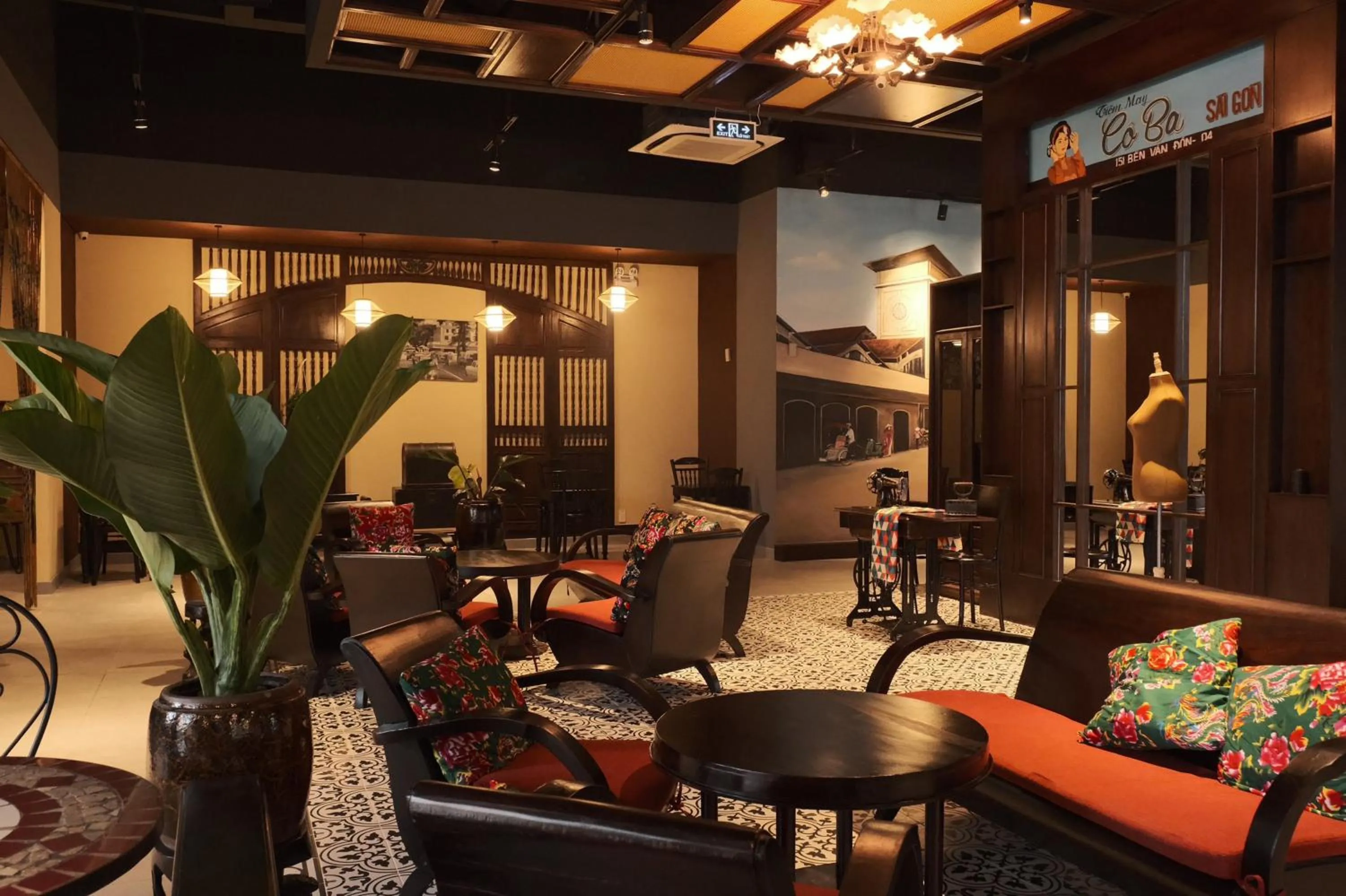 Restaurant/places to eat in Saigon Sirius