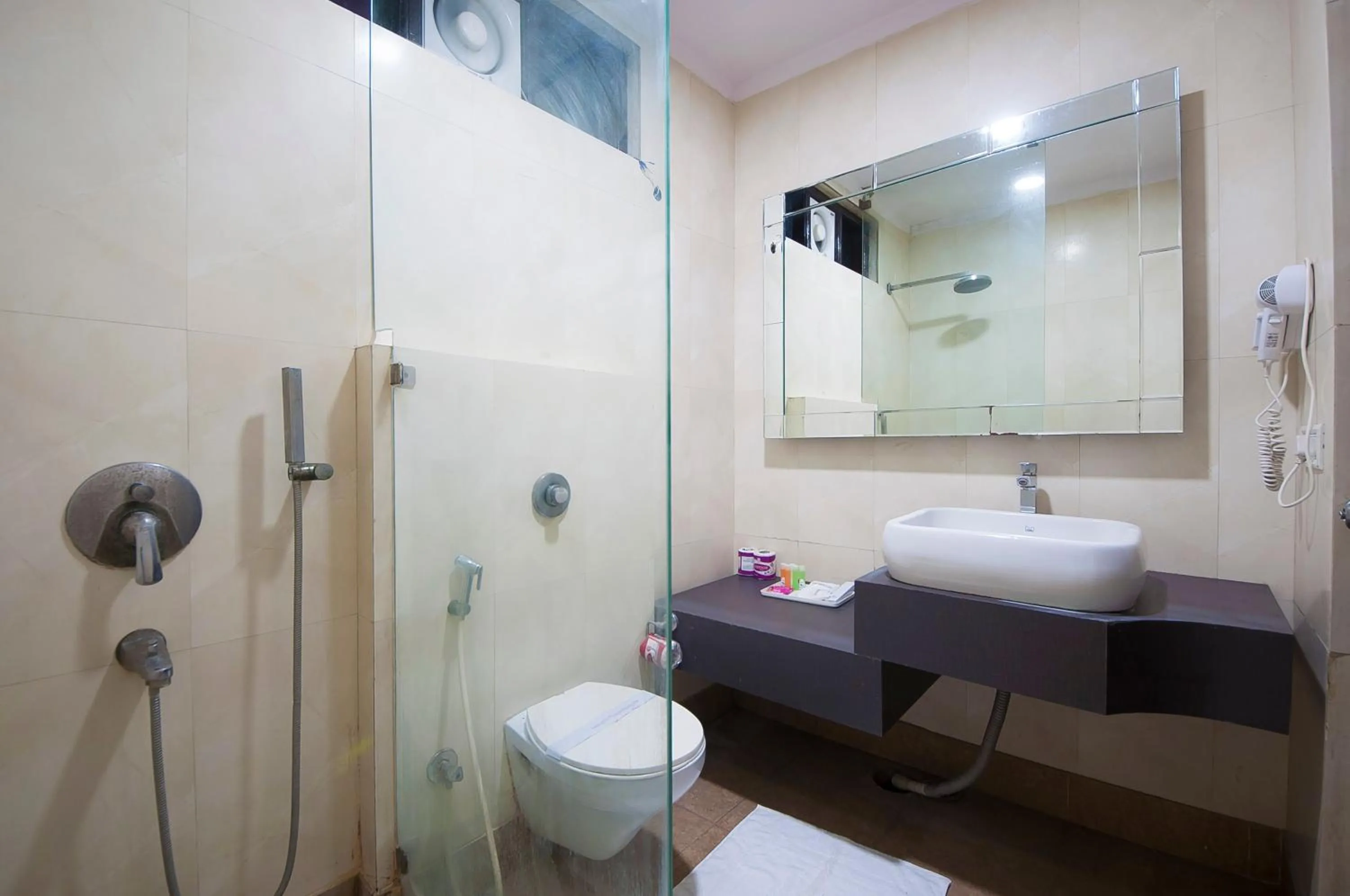 Bathroom in Hotel Good Palace