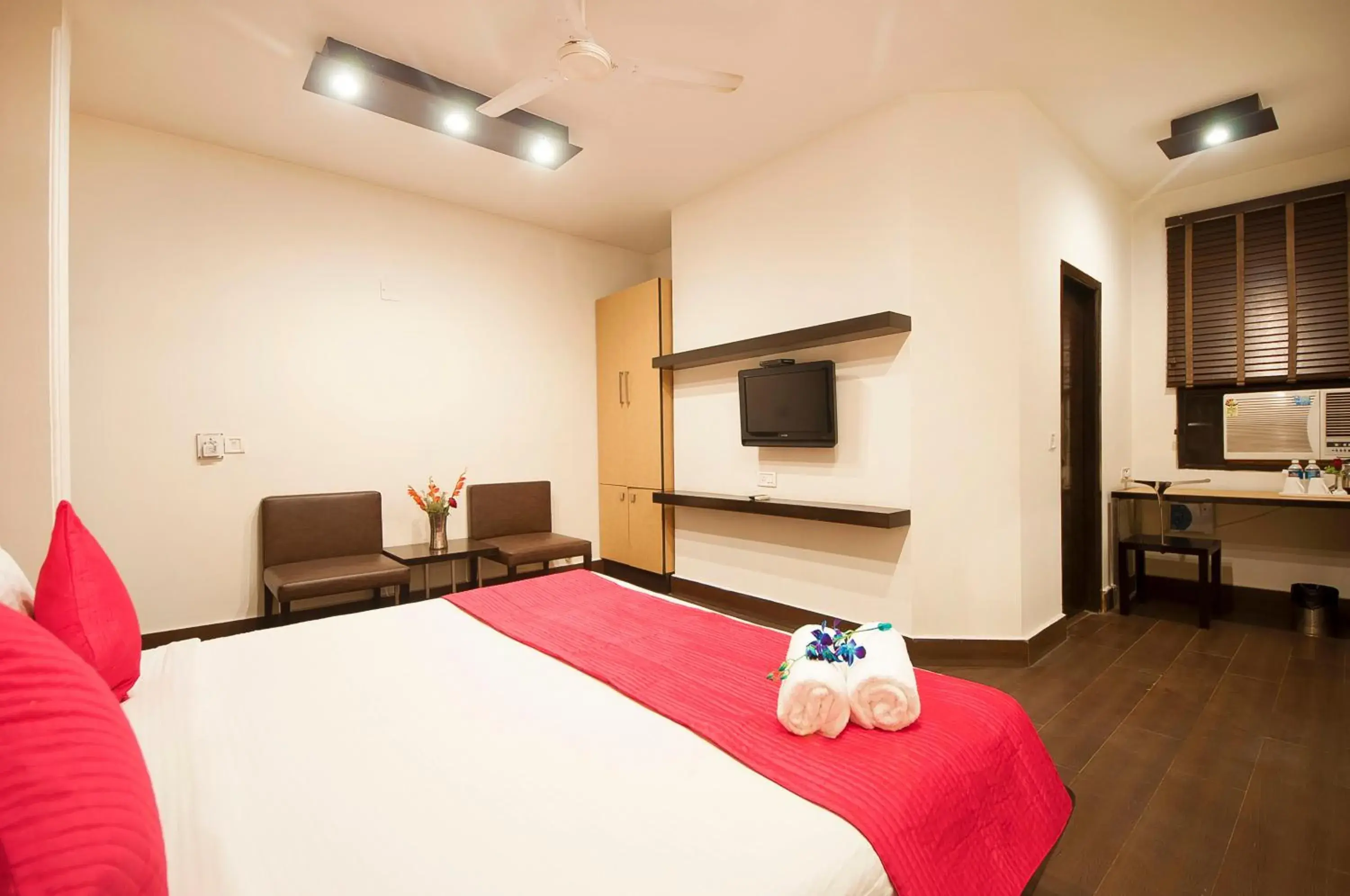 Standard Double or Twin Room in Hotel Good Palace Standard Double or Twin Room in Hotel Good Palace