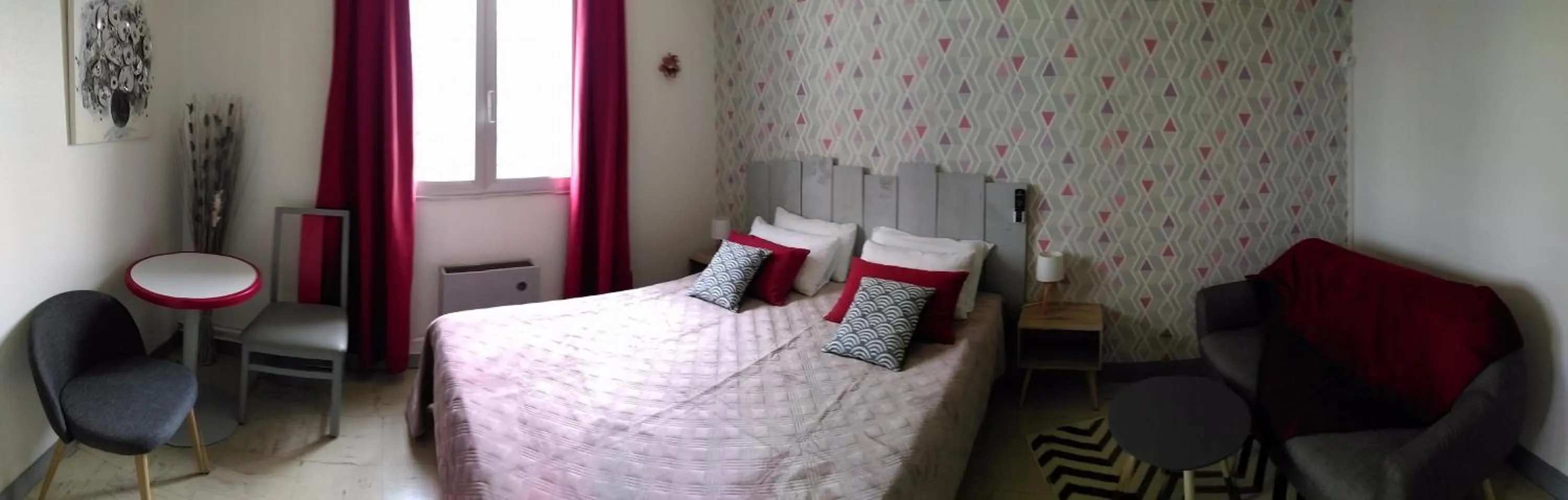 Bed in hotel l'échappée d'oléron