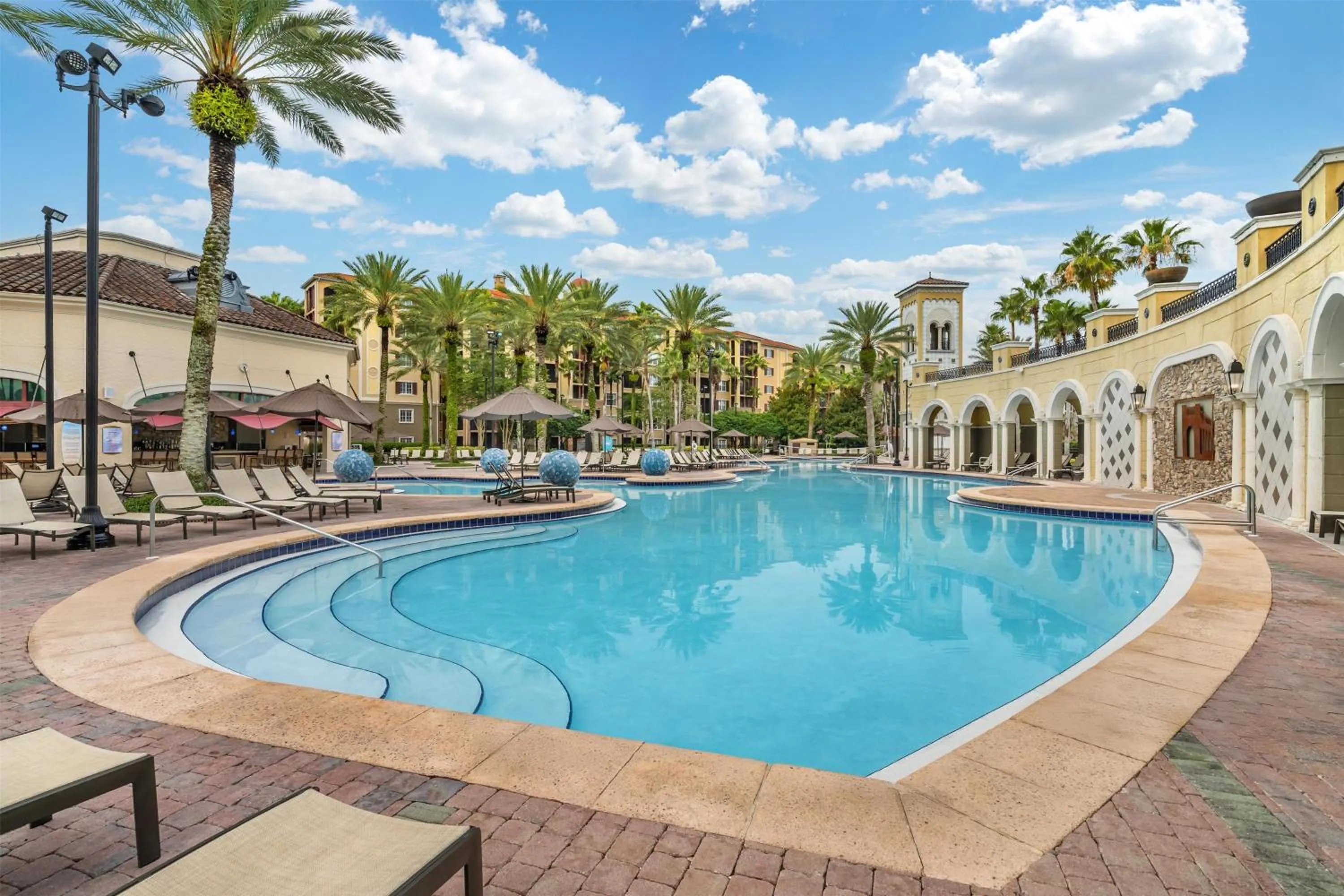 Pool view in Hilton Grand Vacations Club Tuscany Village Orlando