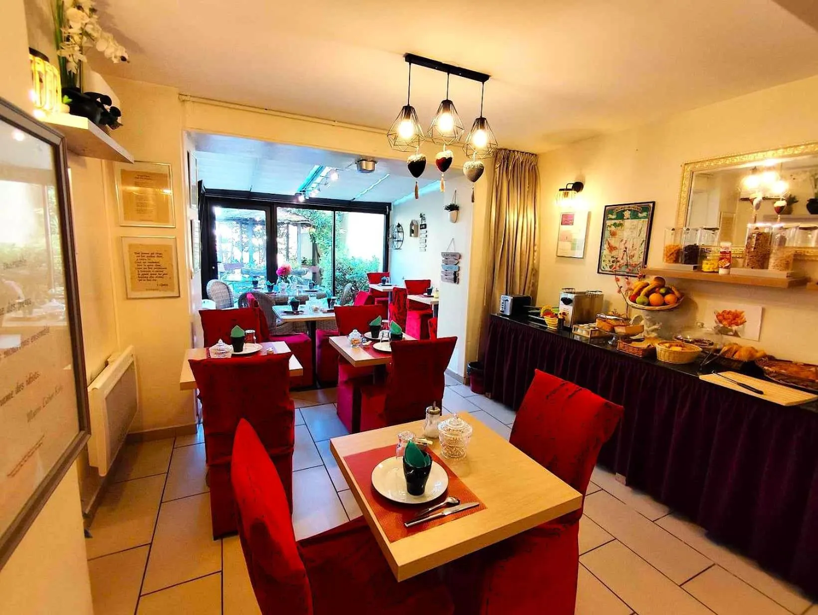 Breakfast in Hôtel du Fort