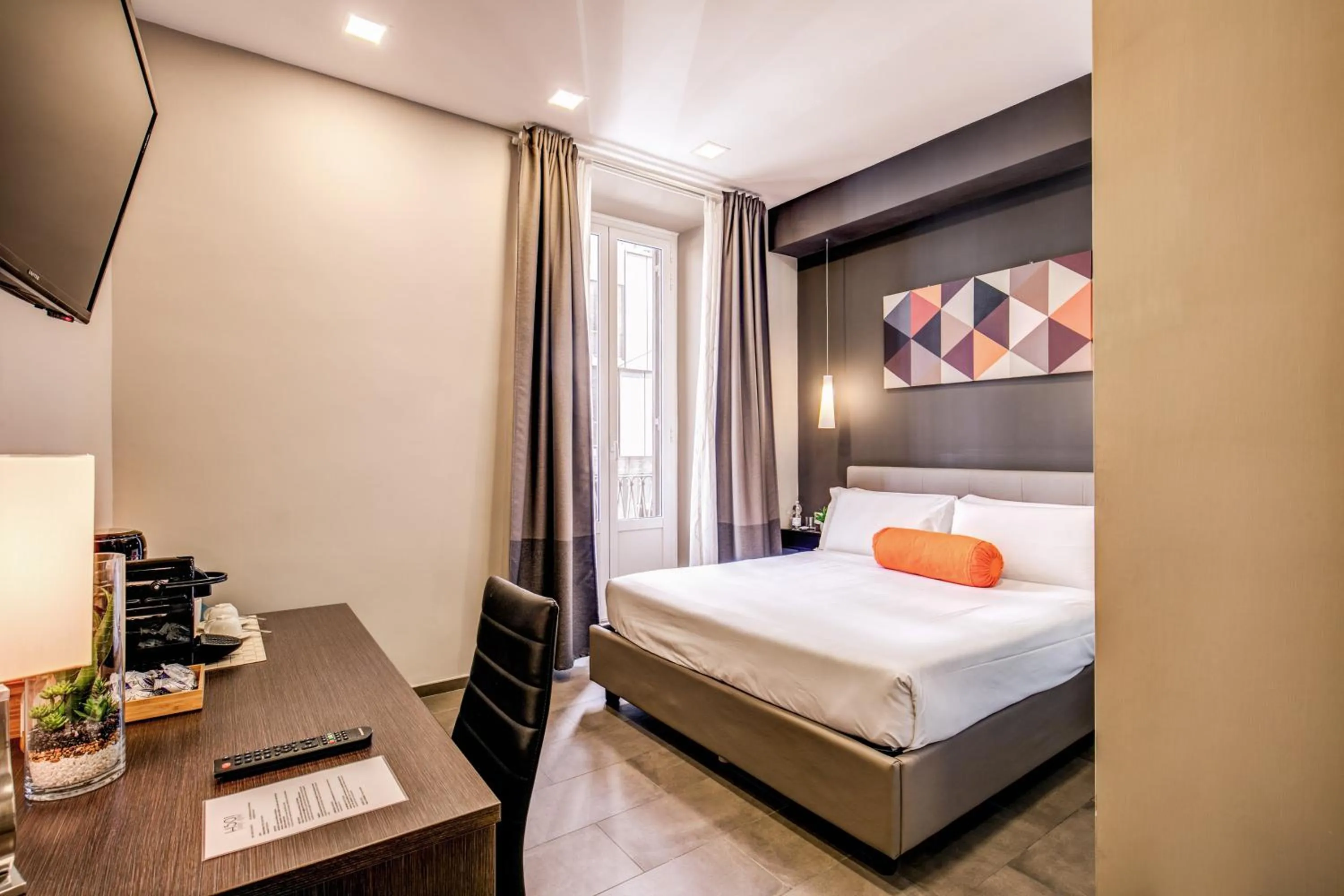 Bed in H501 Luxury Rooms