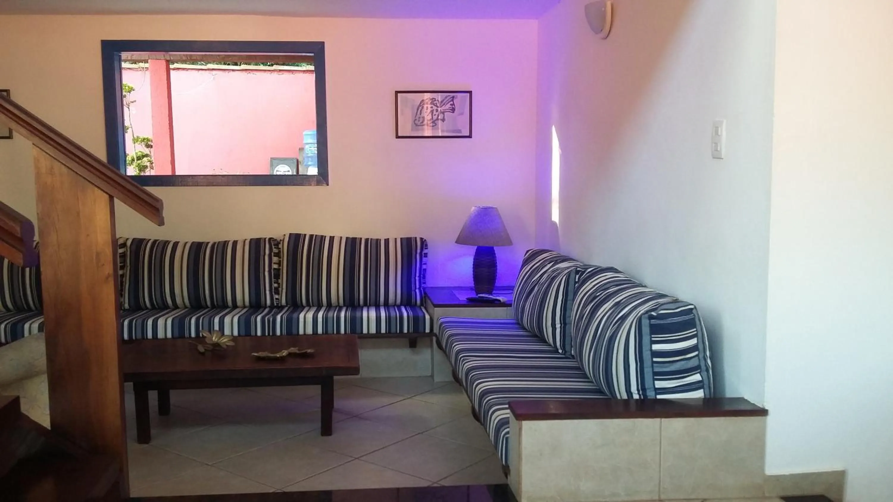 Communal lounge/ TV room in Linda Casa em Búzios