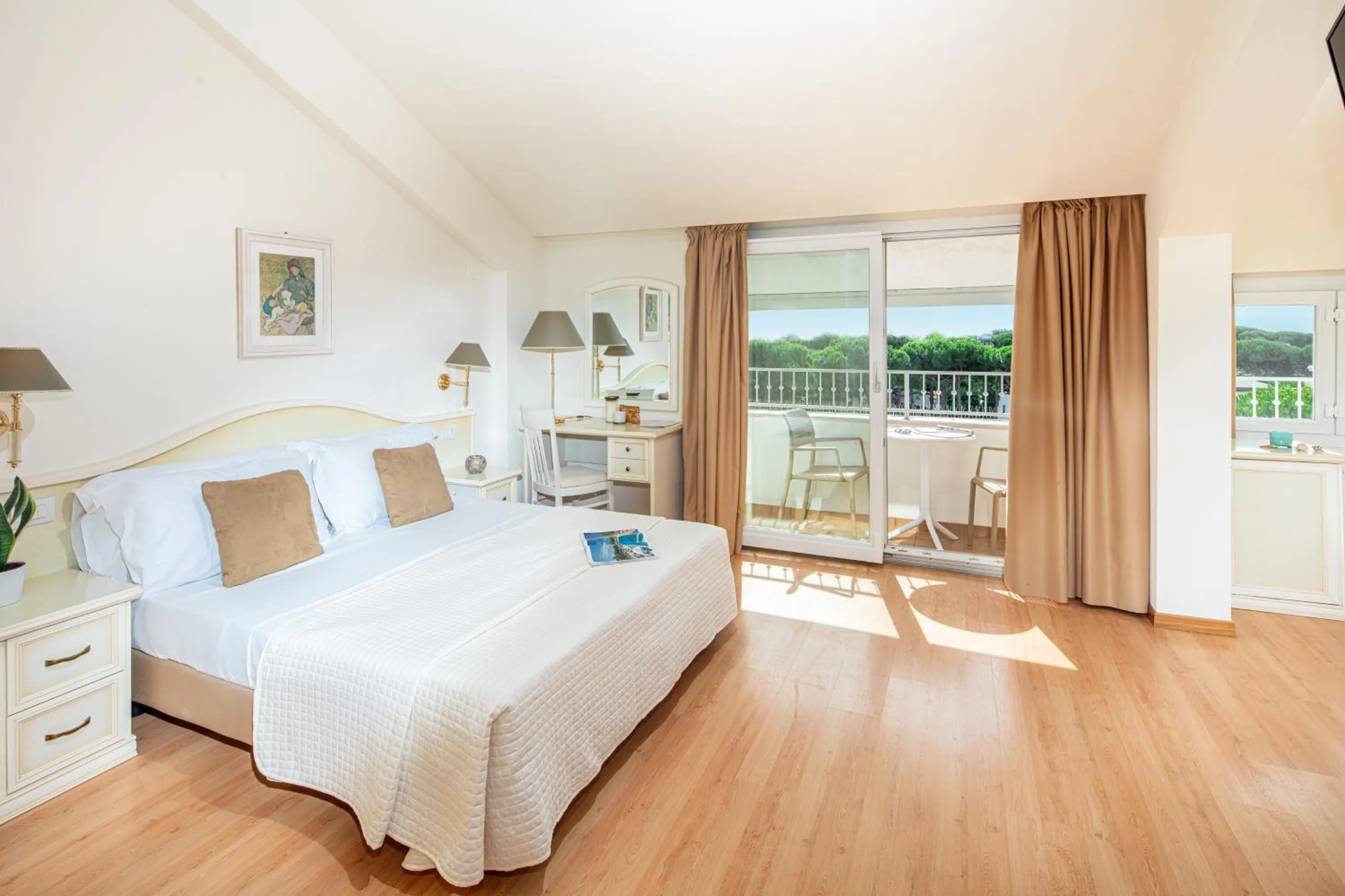 Property building in Hotel Jasminum