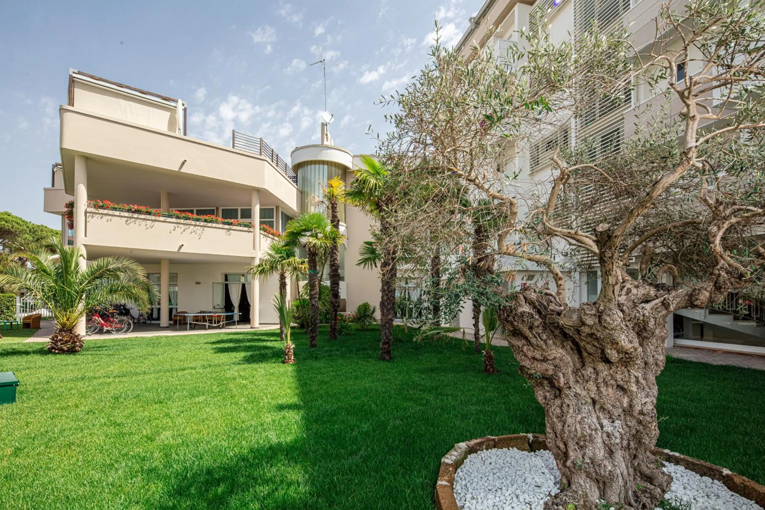 Property building in Hotel Jasminum