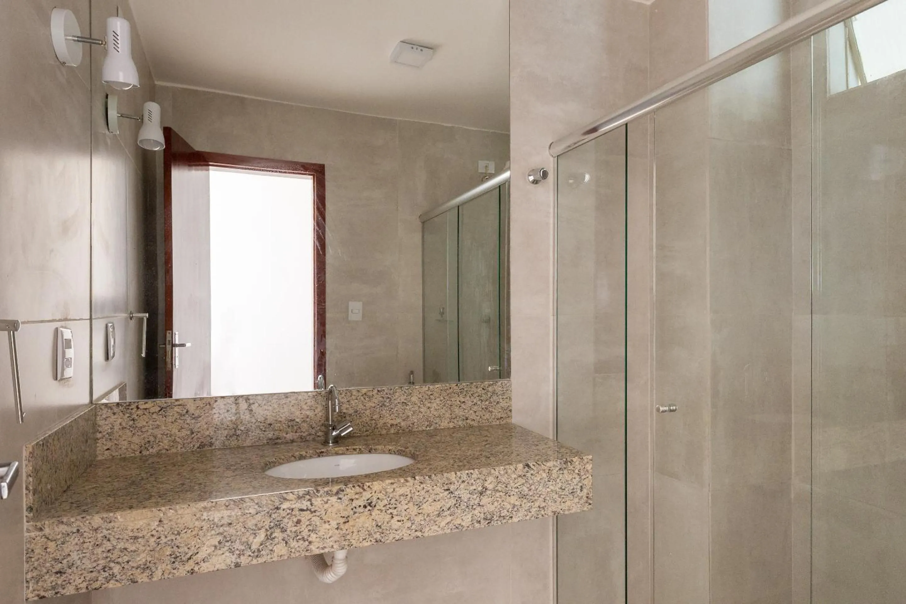 Bathroom in Brasil Hotel