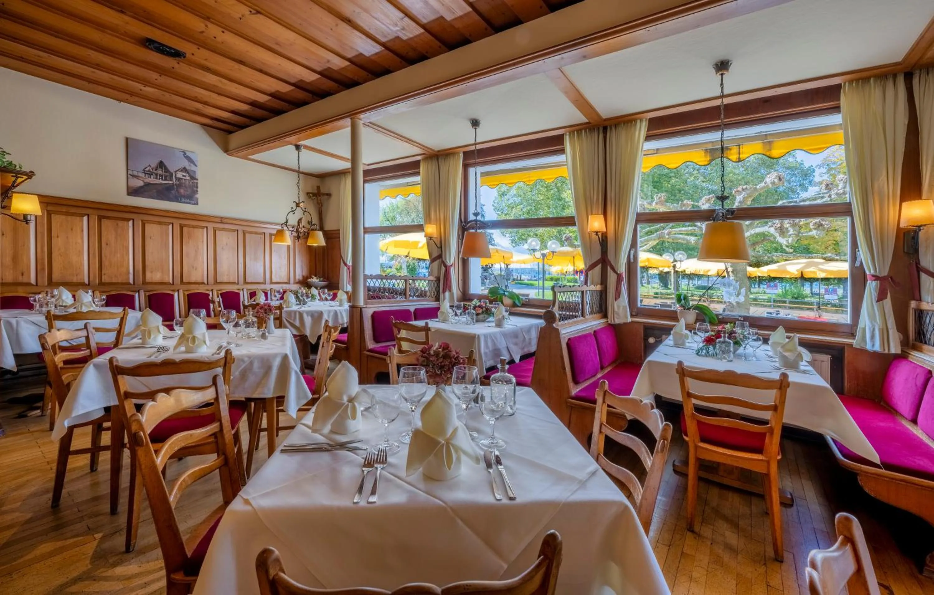 Restaurant/places to eat in Hotel & Restaurant Mainaublick