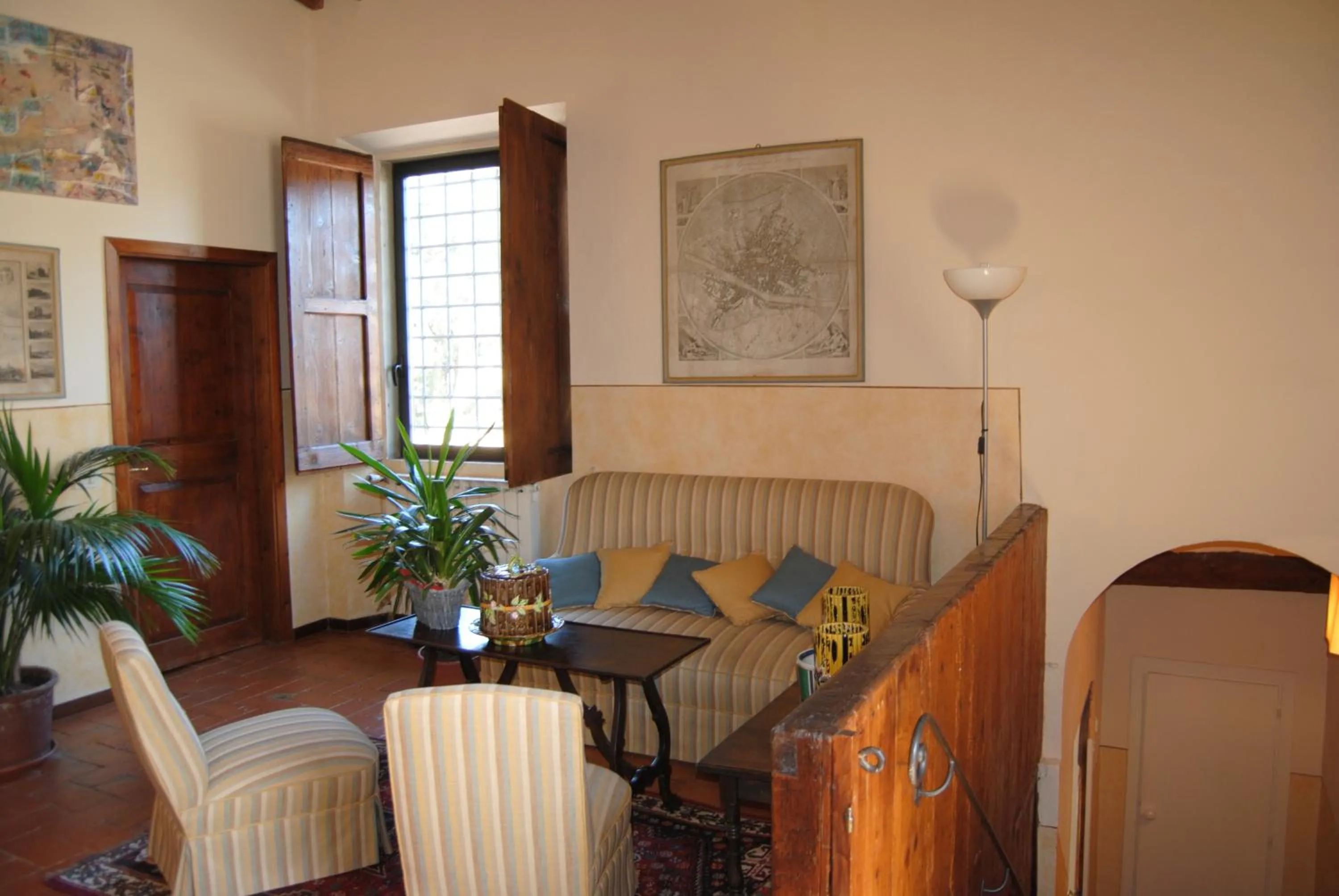 Communal lounge/ TV room in Rovezzano B&B
