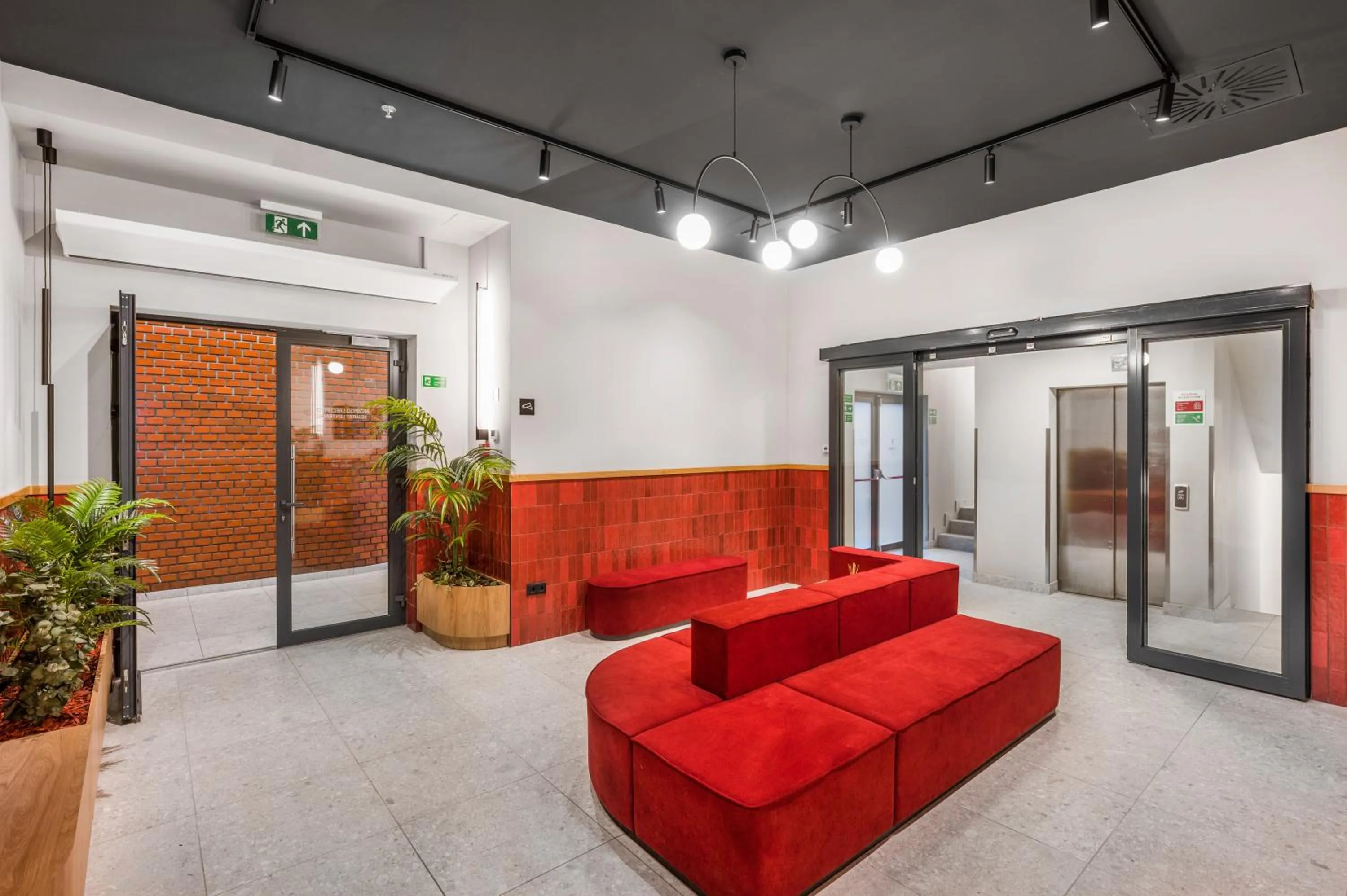 Property building in Florin Apart Hotel