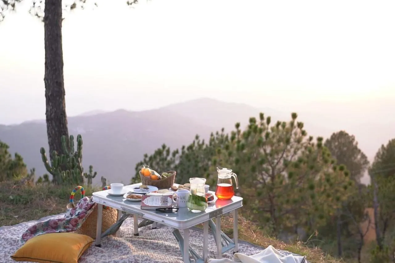 Restaurant/places to eat in 7 Pines Kasauli