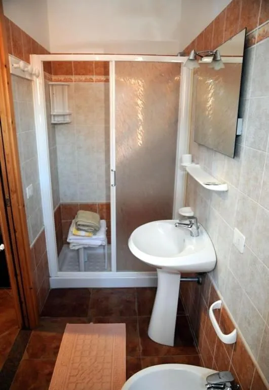 Bathroom in Hotel California