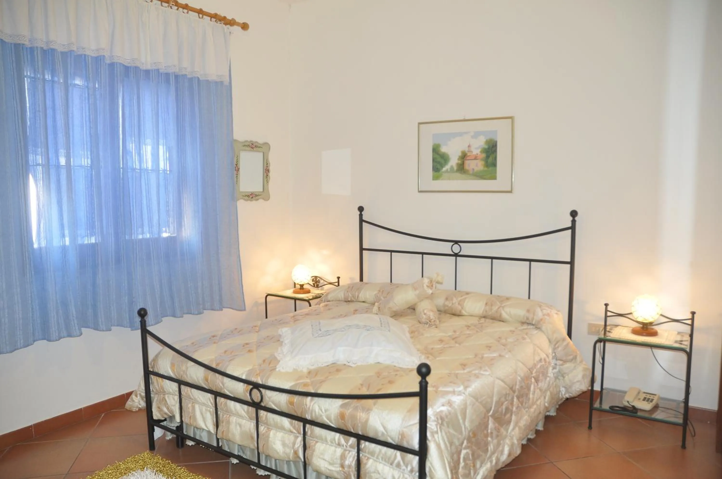 Bed in Hotel California