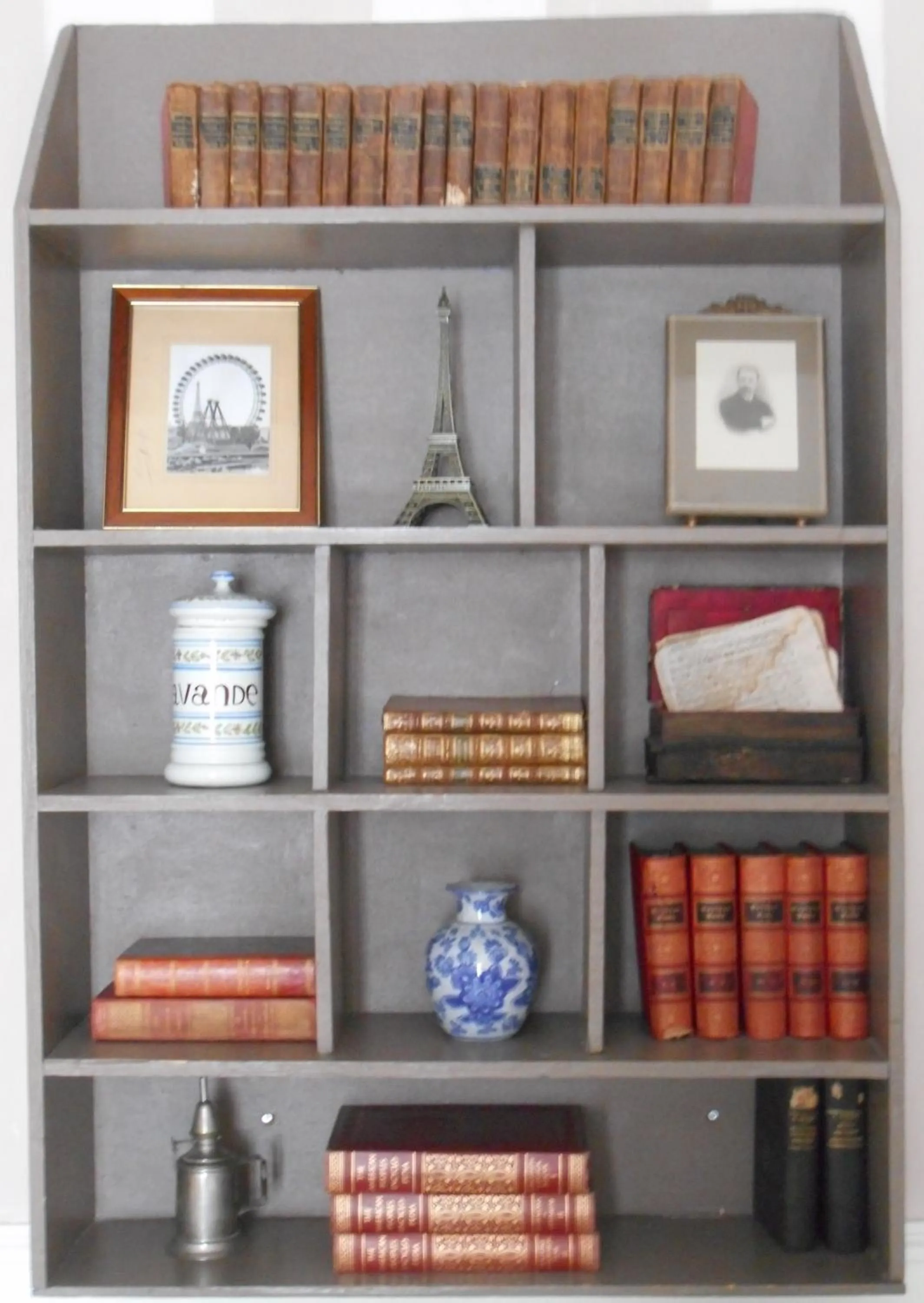 Decorative detail in Hôtel de l'Avre